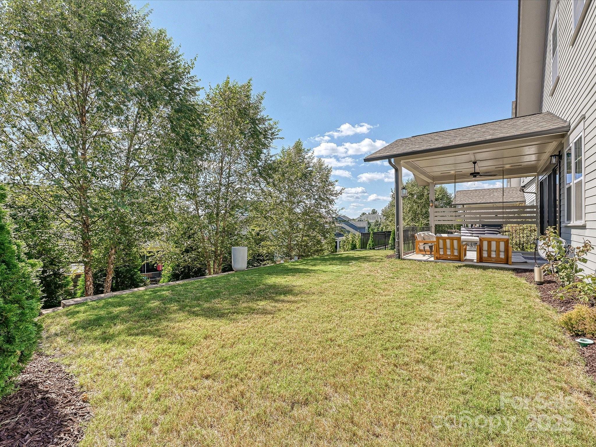 423 Rocking Chair Lane