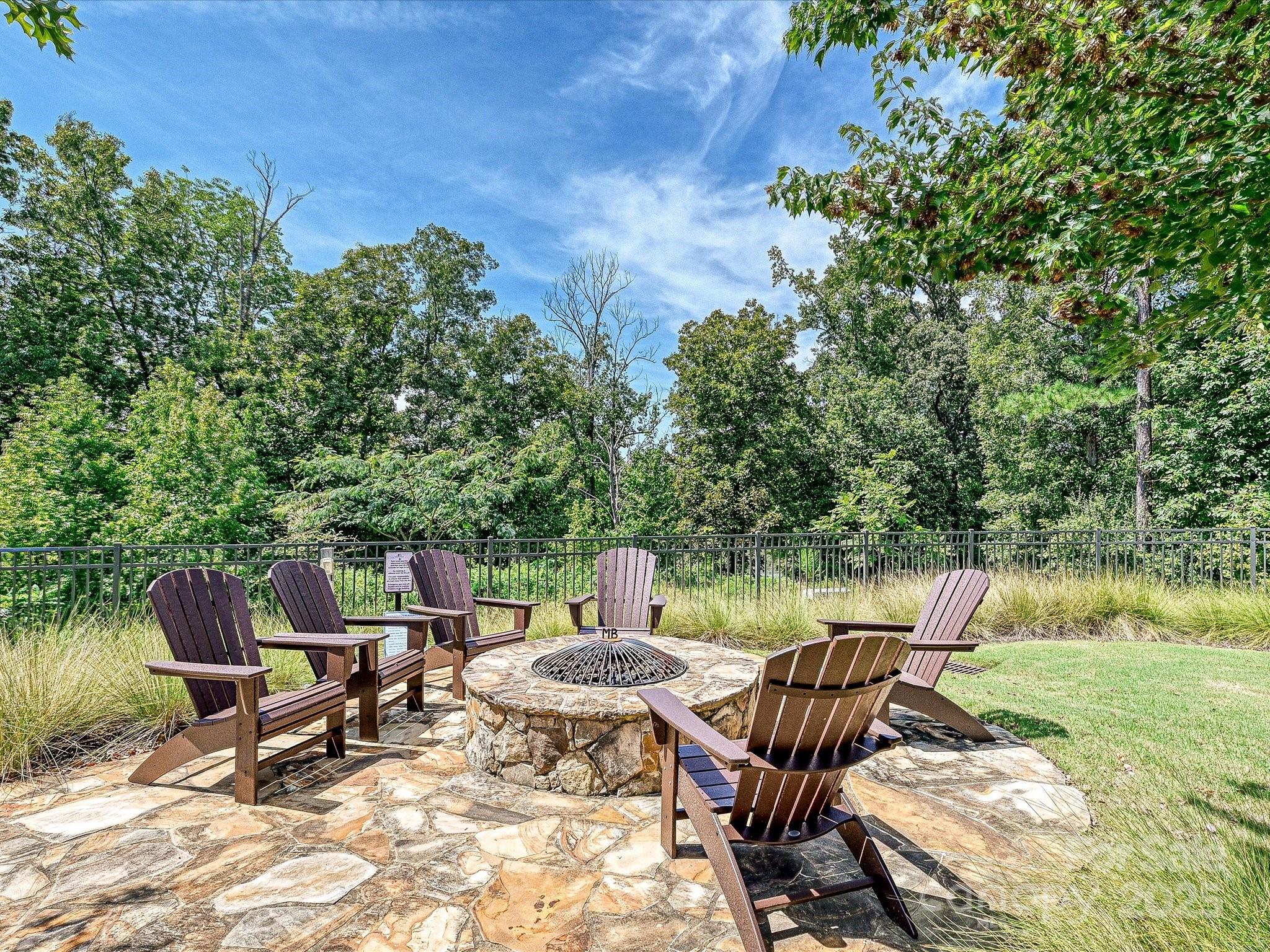 423 Rocking Chair Lane