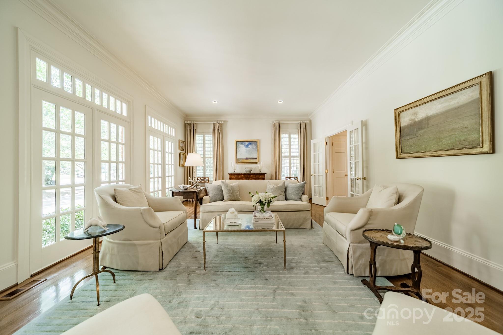 621 Hungerford Place