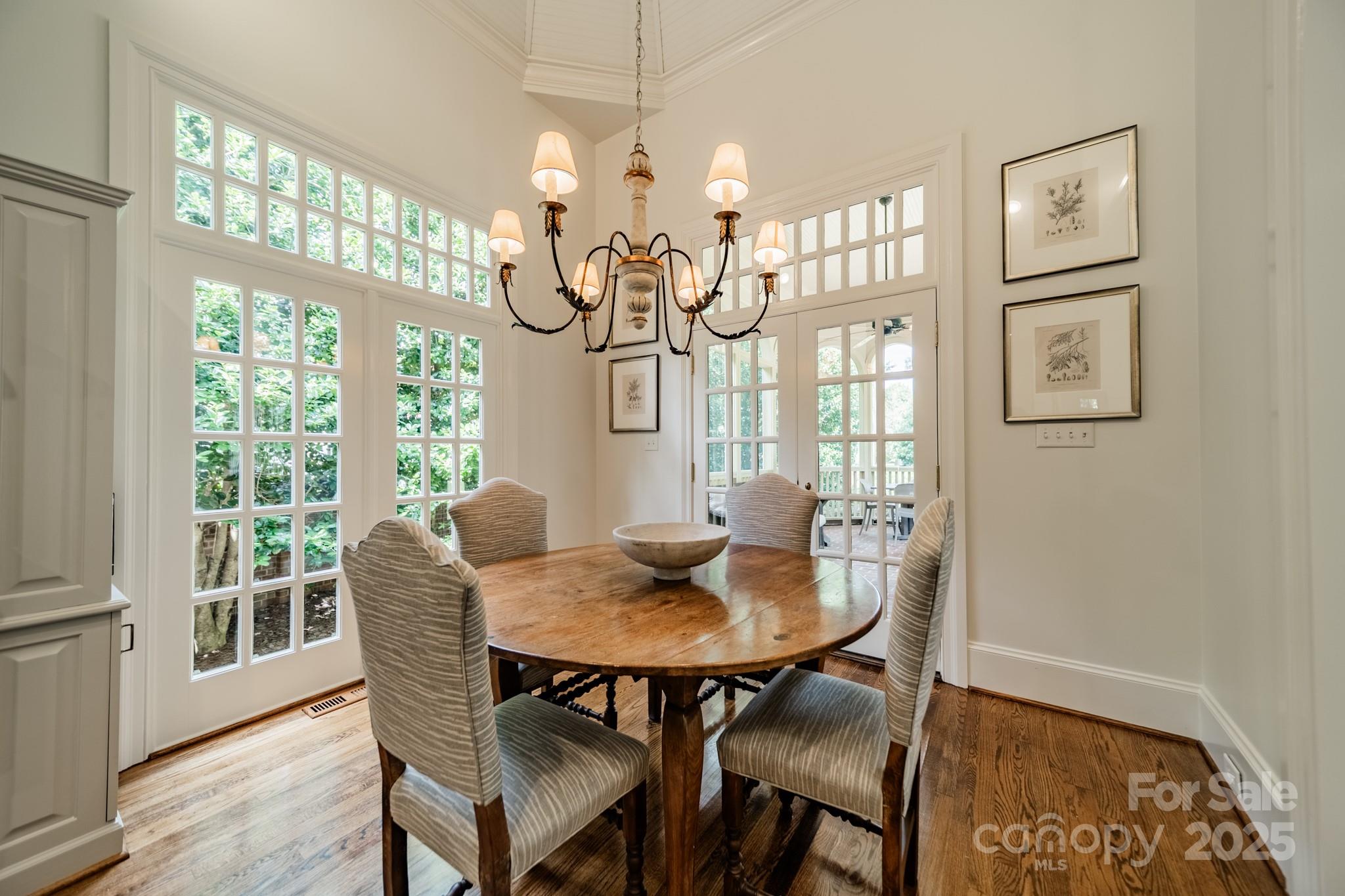 621 Hungerford Place