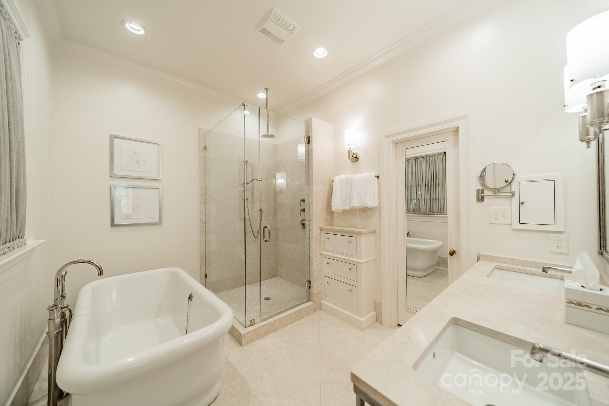 621 Hungerford Place