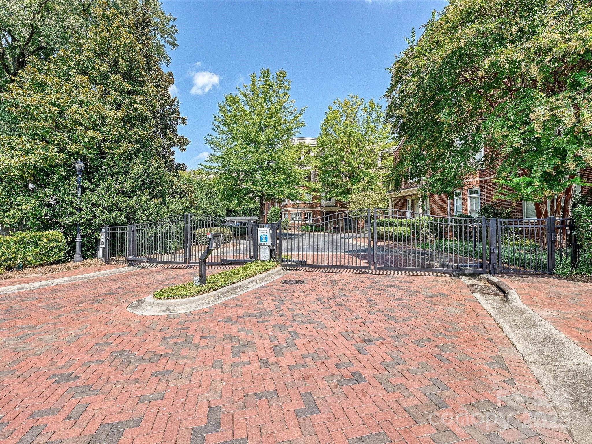 6708 Louisburg Square Lane