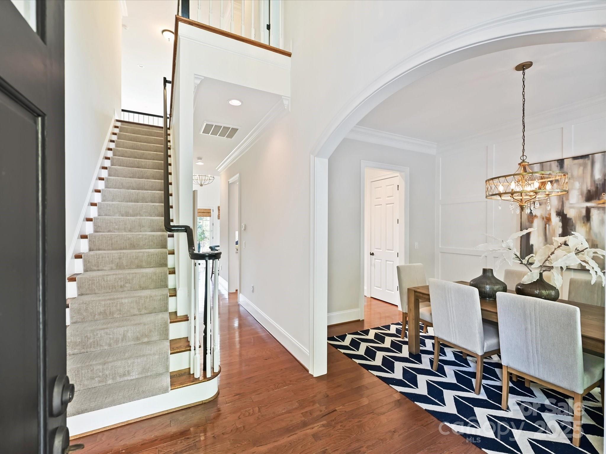 6708 Louisburg Square Lane