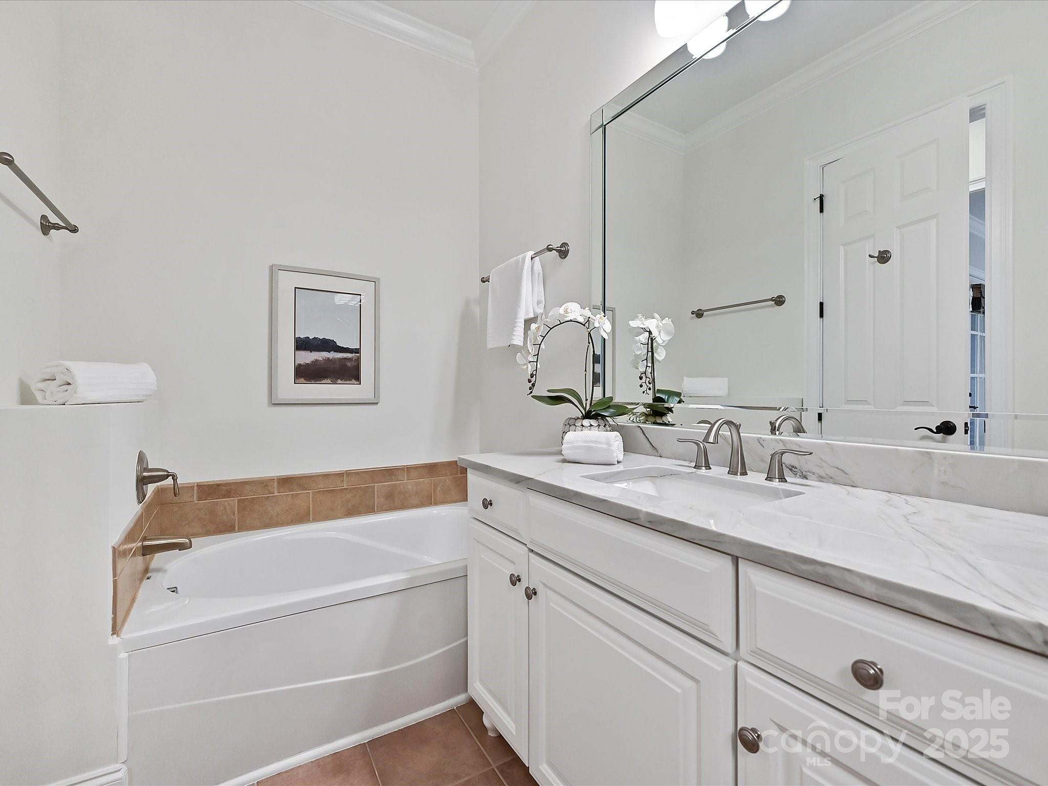 6708 Louisburg Square Lane