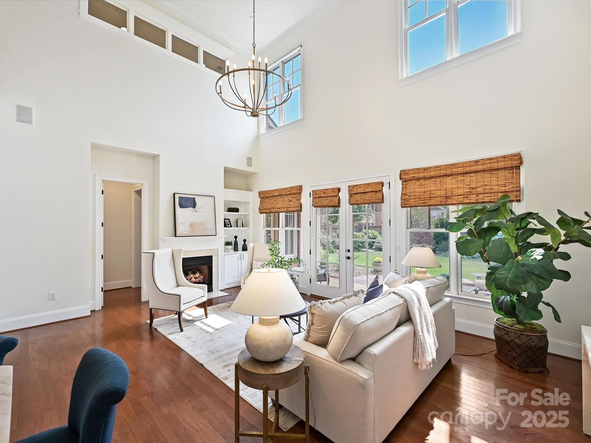 6708 Louisburg Square Lane