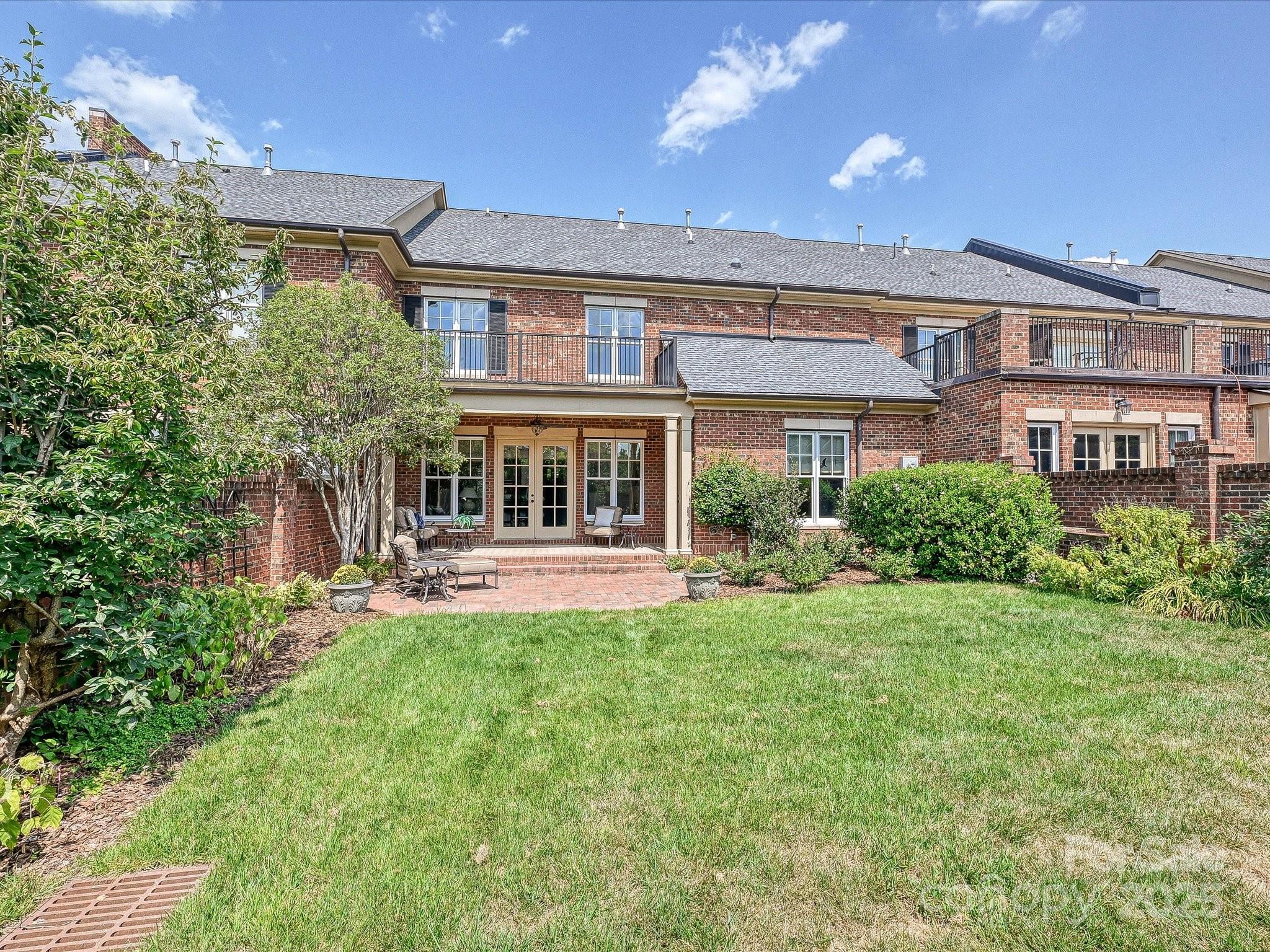 6708 Louisburg Square Lane
