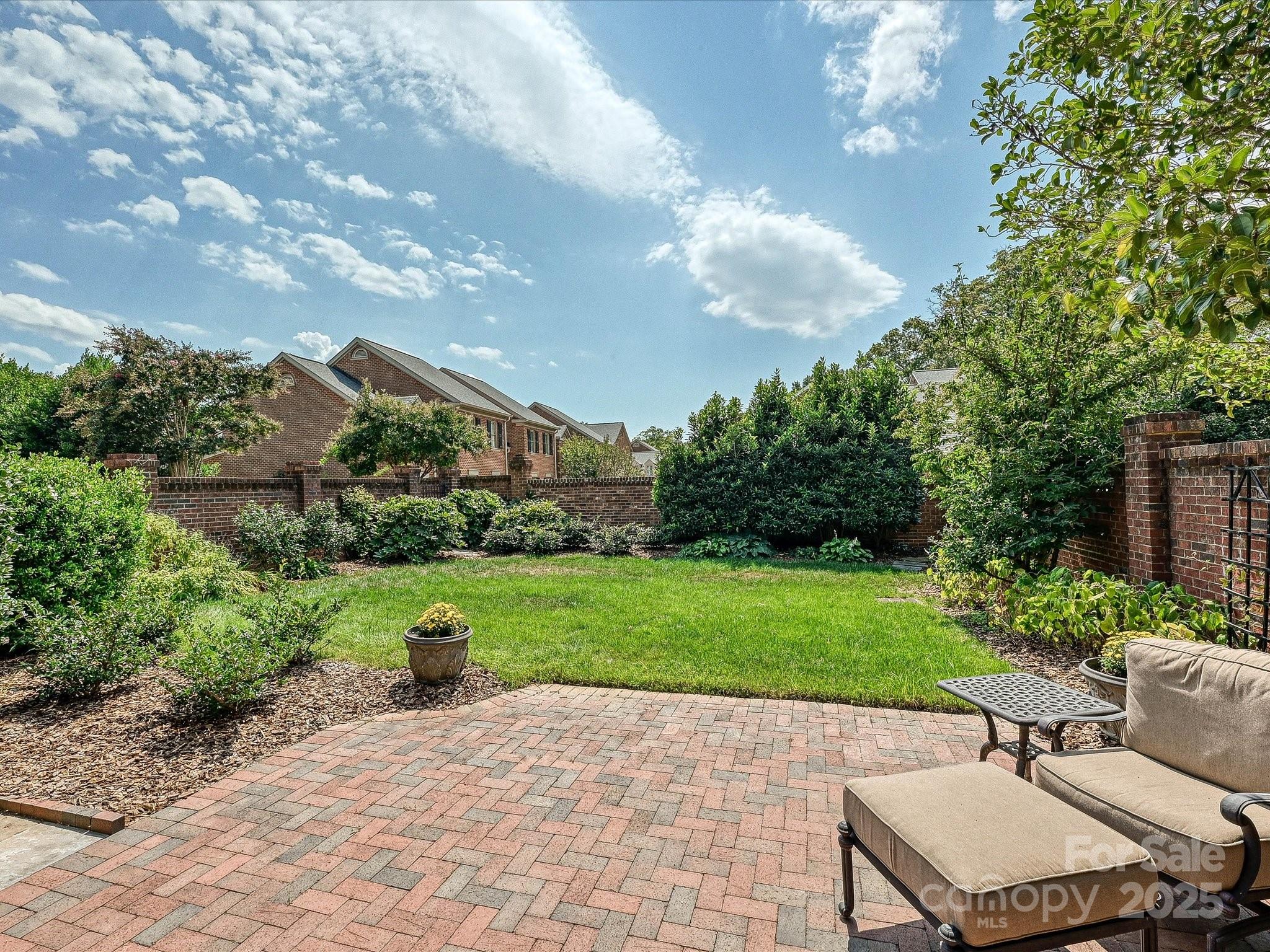 6708 Louisburg Square Lane