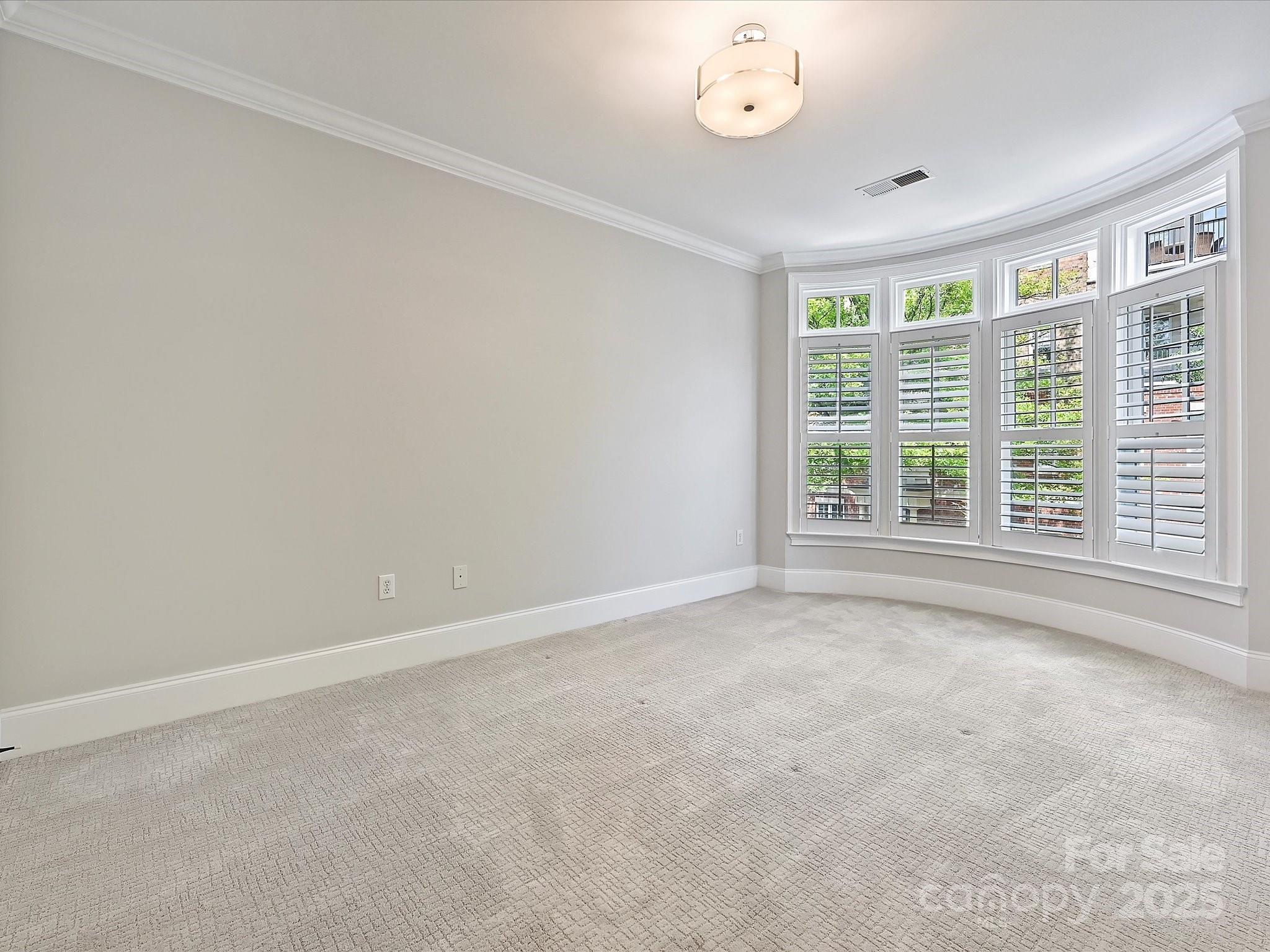 6708 Louisburg Square Lane