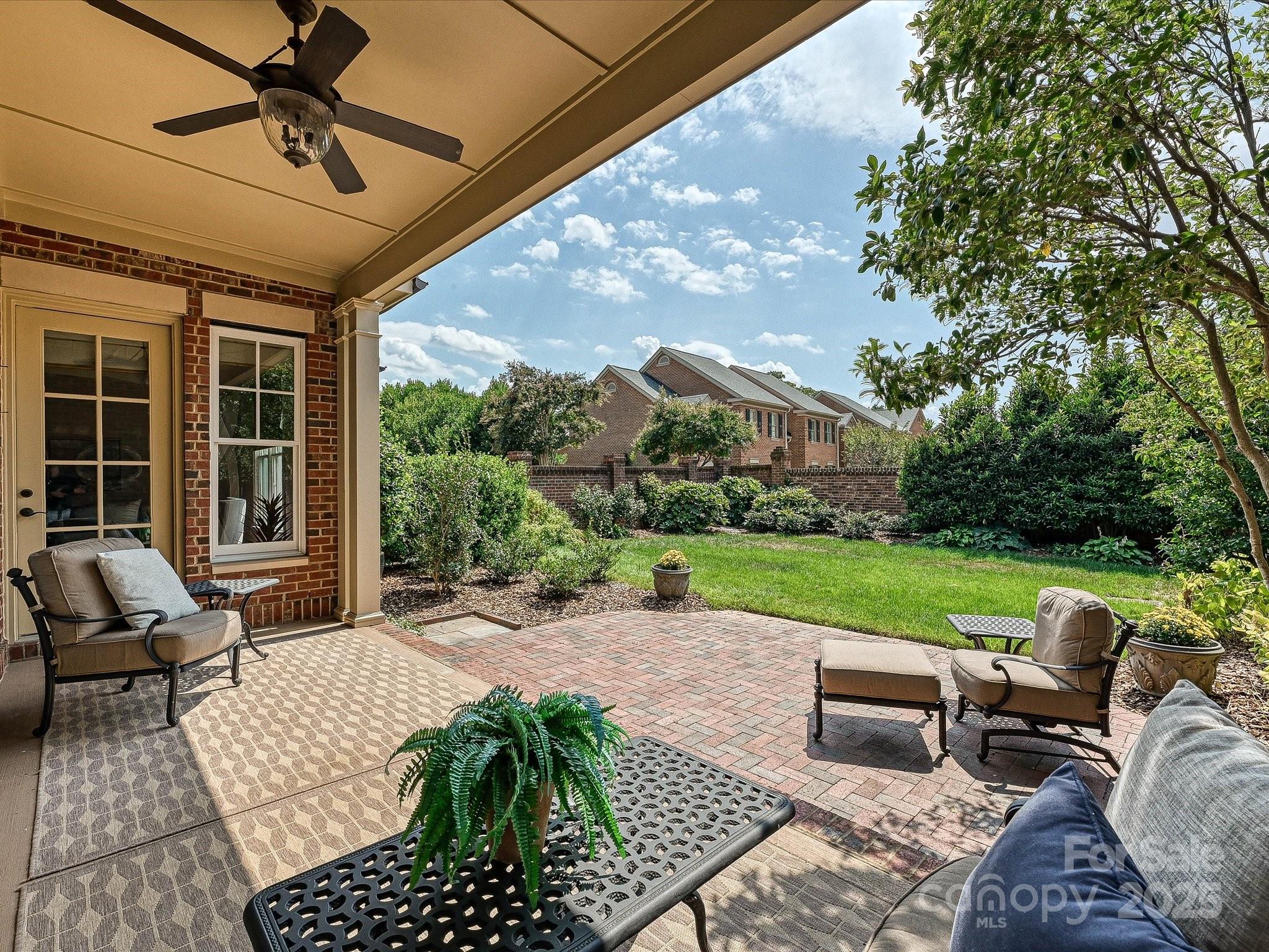 6708 Louisburg Square Lane