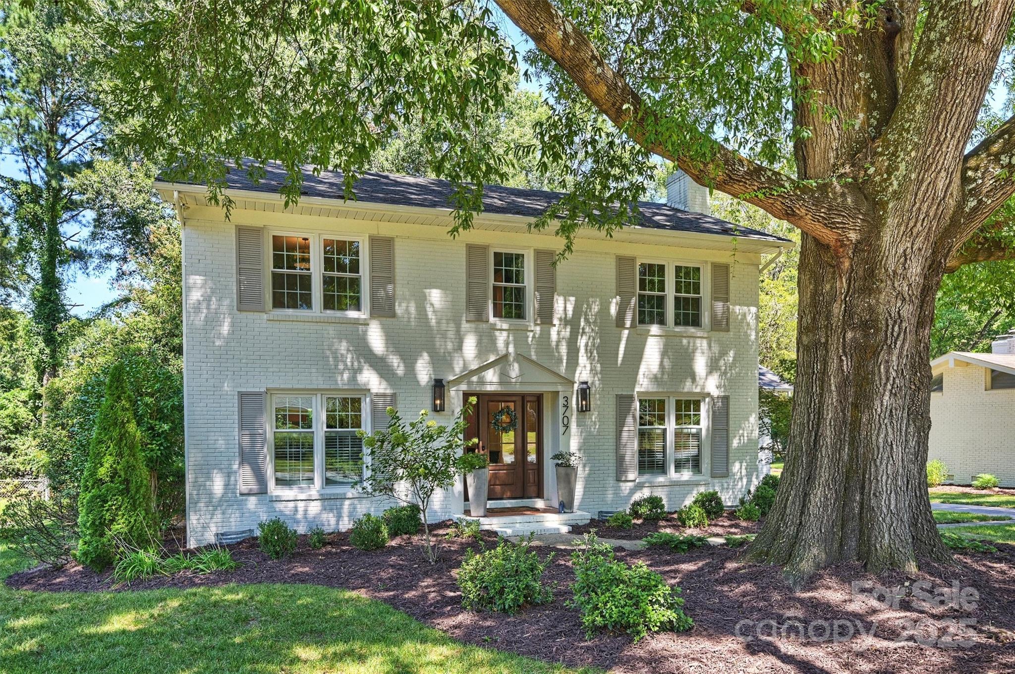 3707 Sulkirk Road