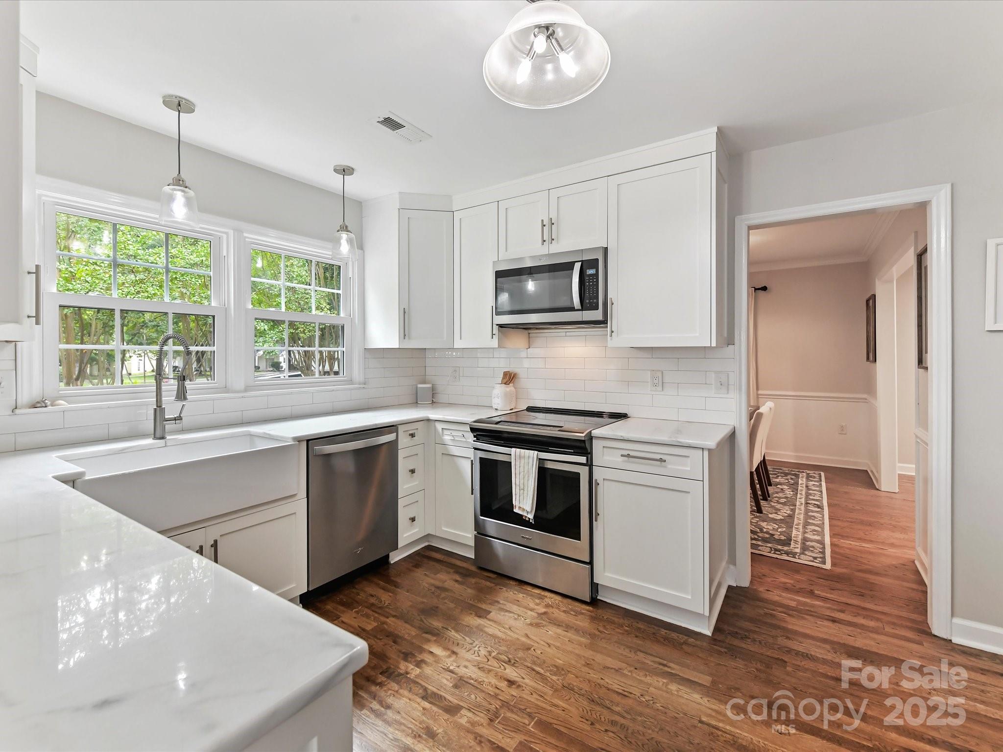 4941 Virginian Lane