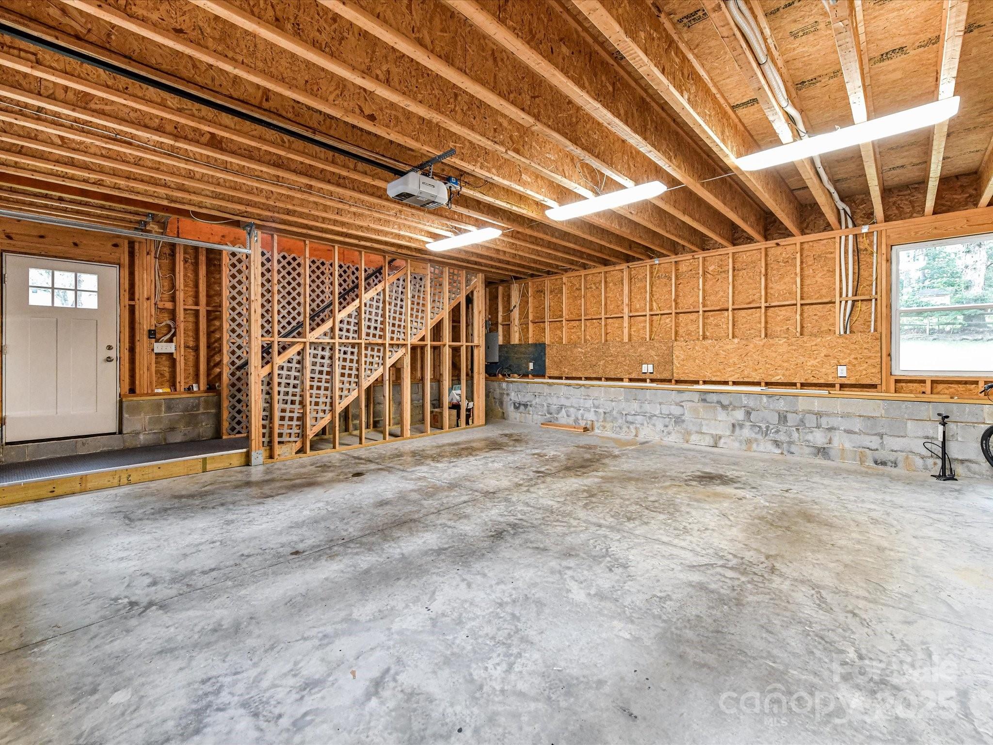 4941 Virginian Lane