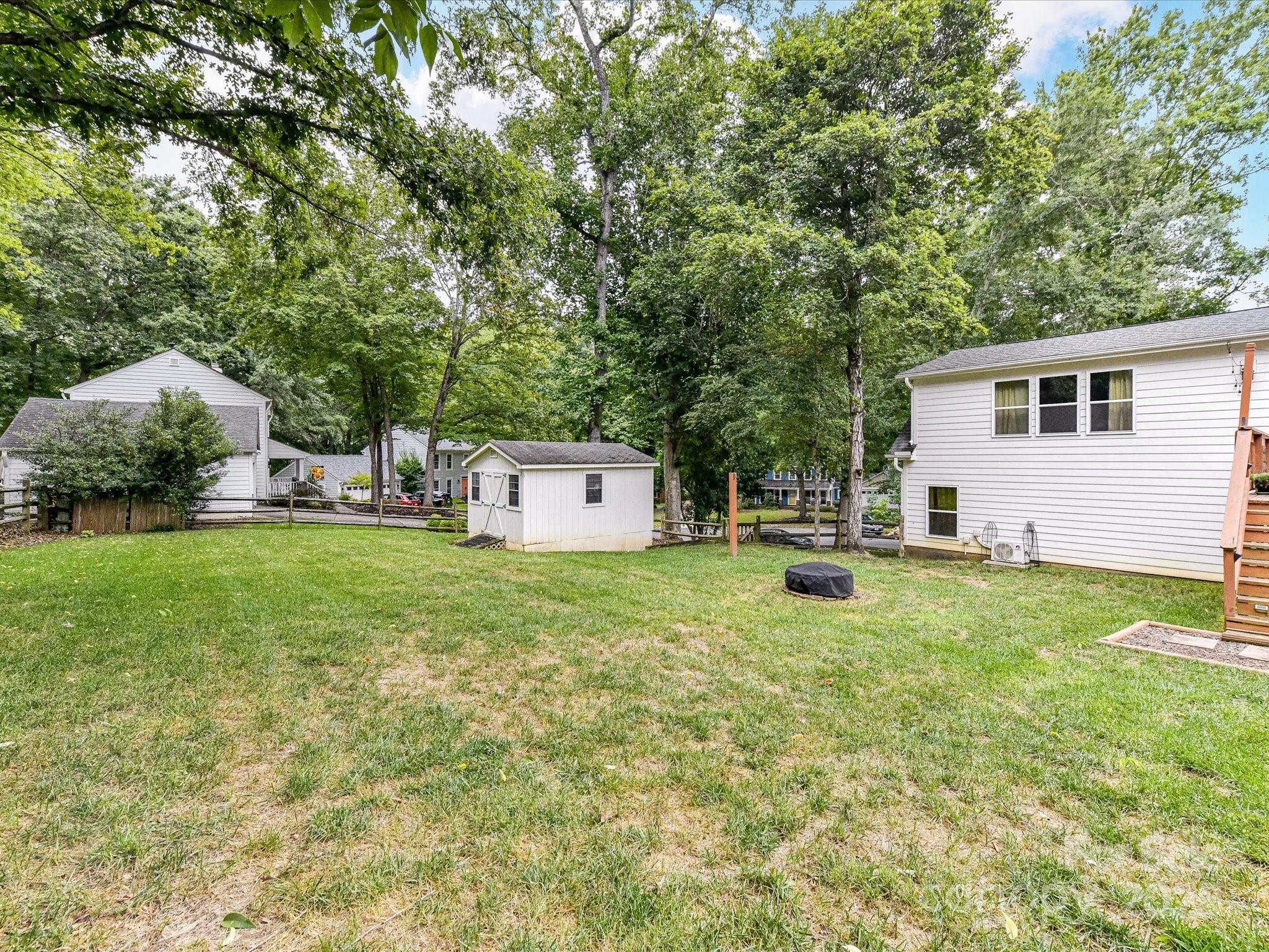 4941 Virginian Lane