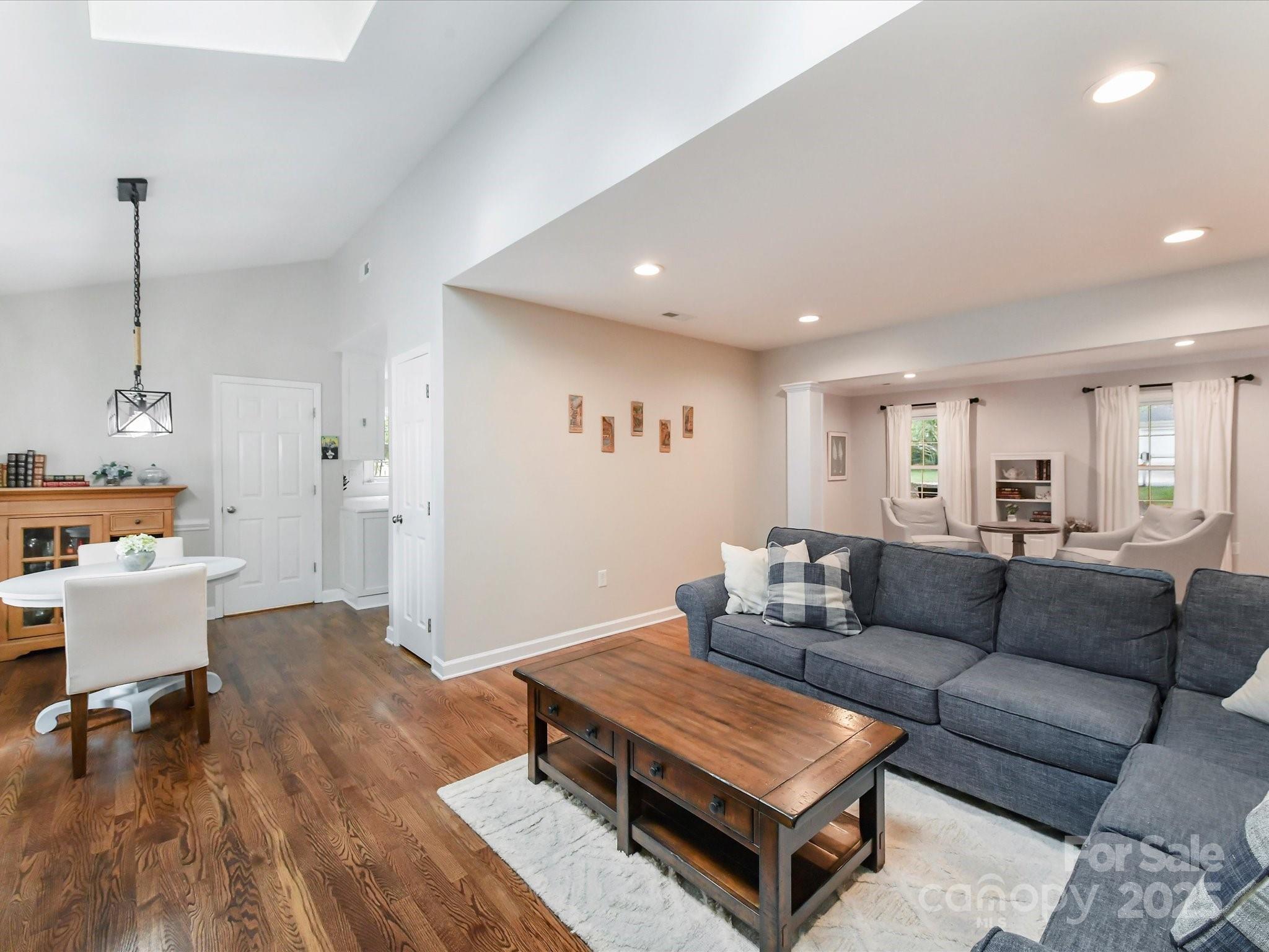 4941 Virginian Lane