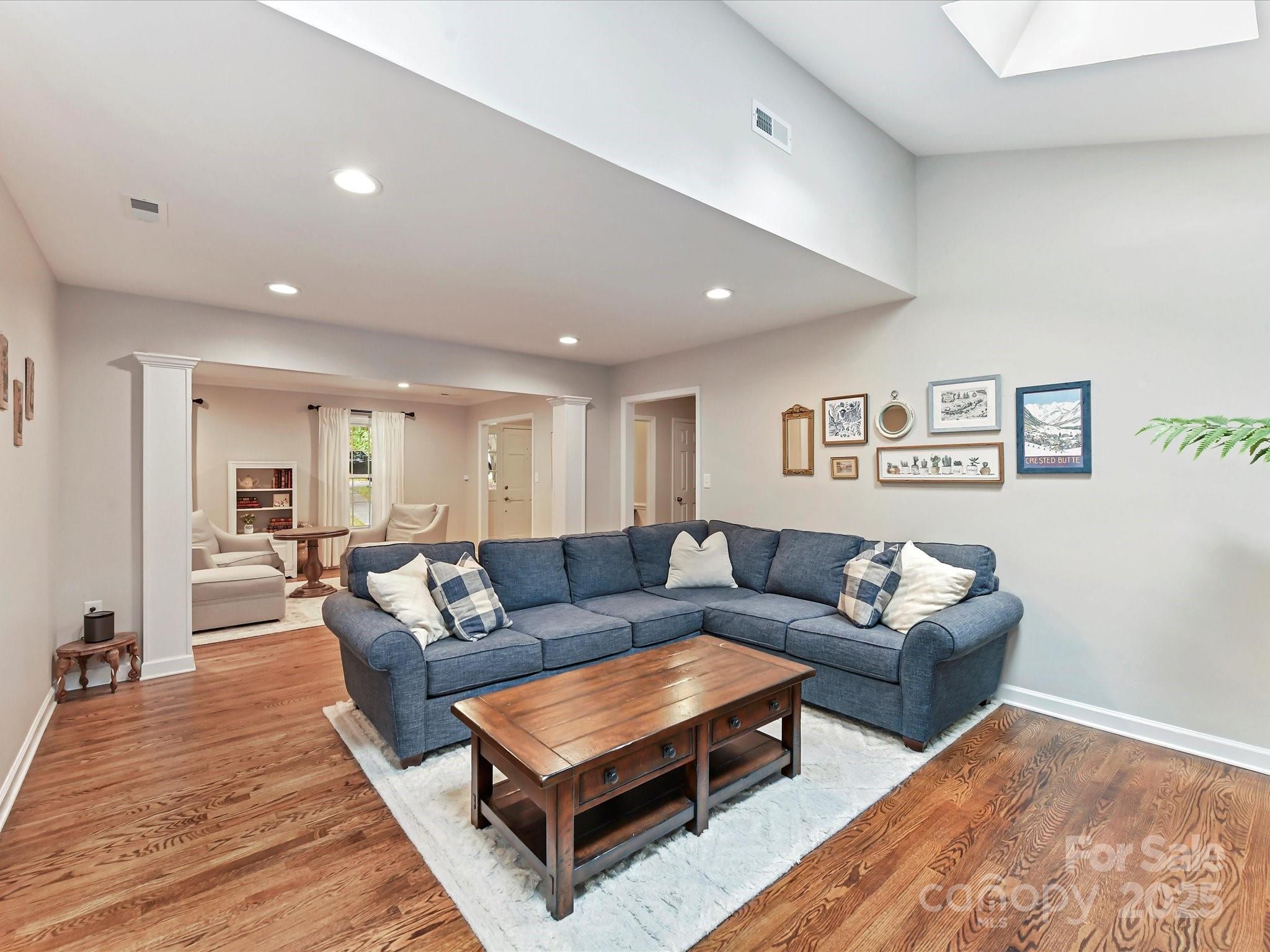 4941 Virginian Lane