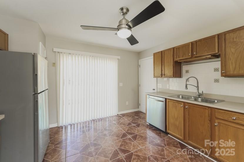 1614 Hardy Drive