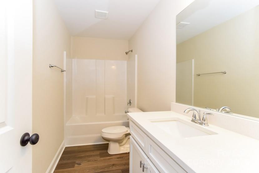 1429 Edgewood Drive