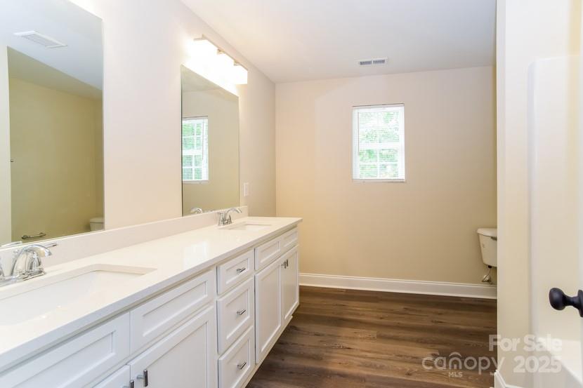 1429 Edgewood Drive