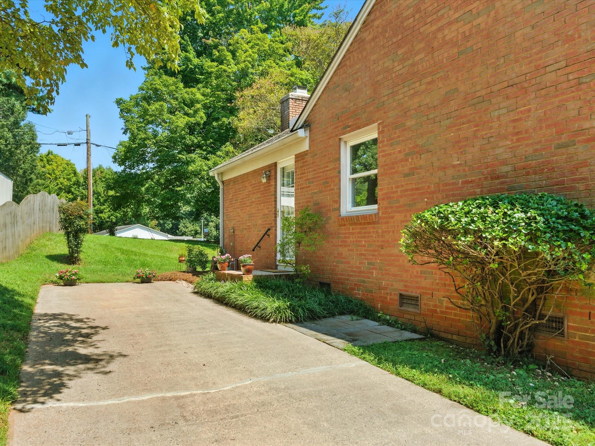 6141 Wheeler Drive
