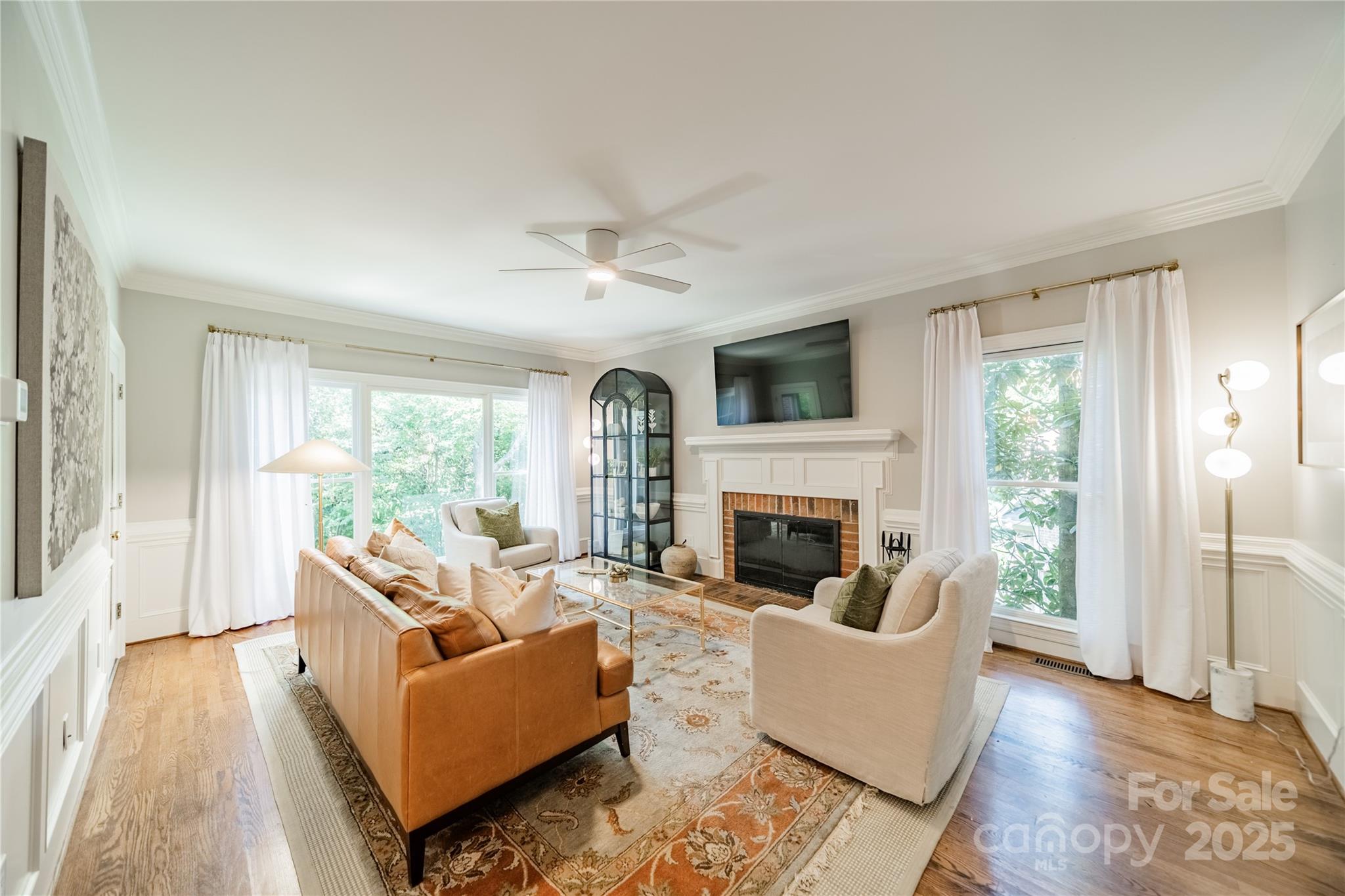 2424 Honey Creek Lane