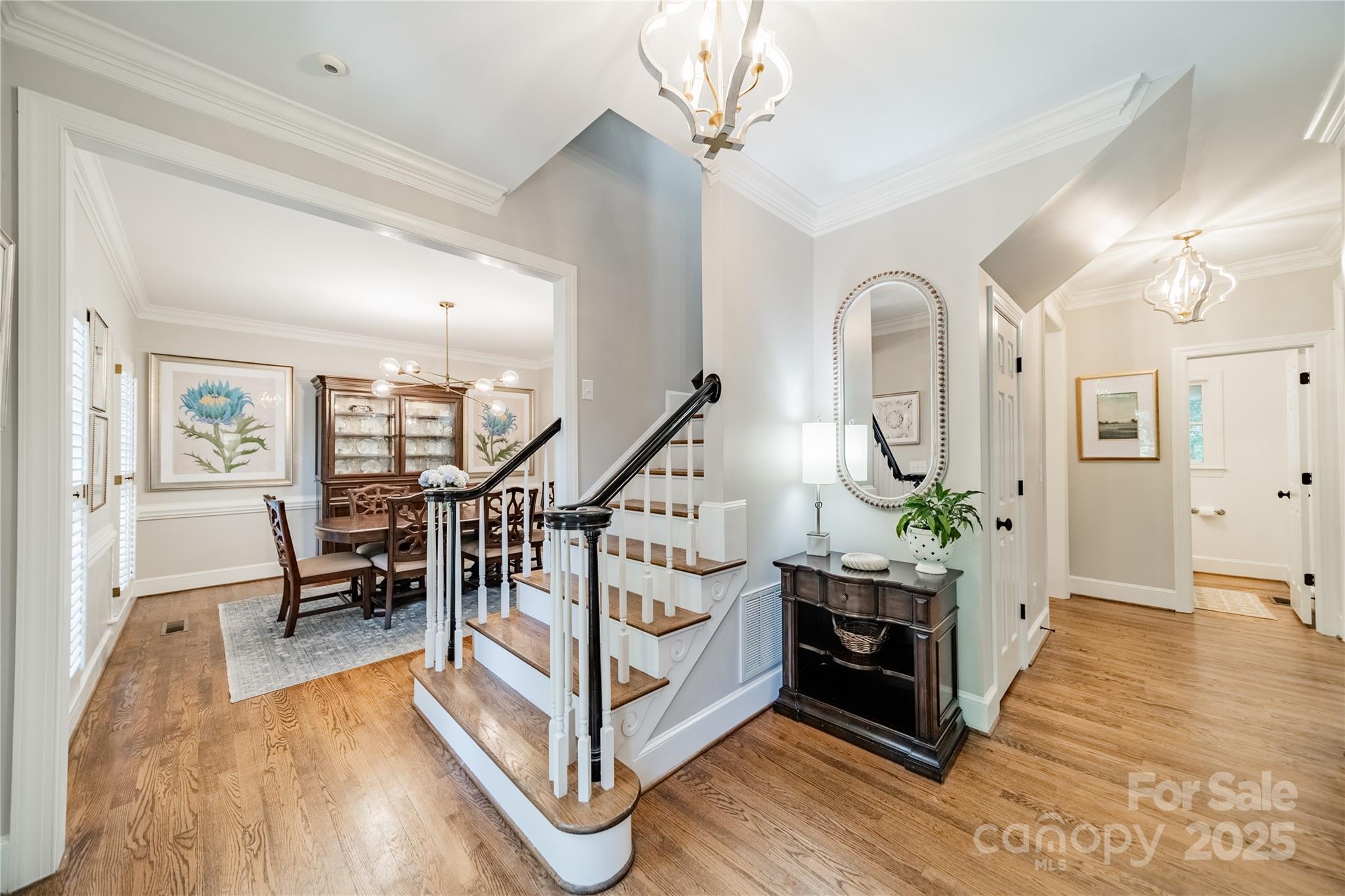 2424 Honey Creek Lane
