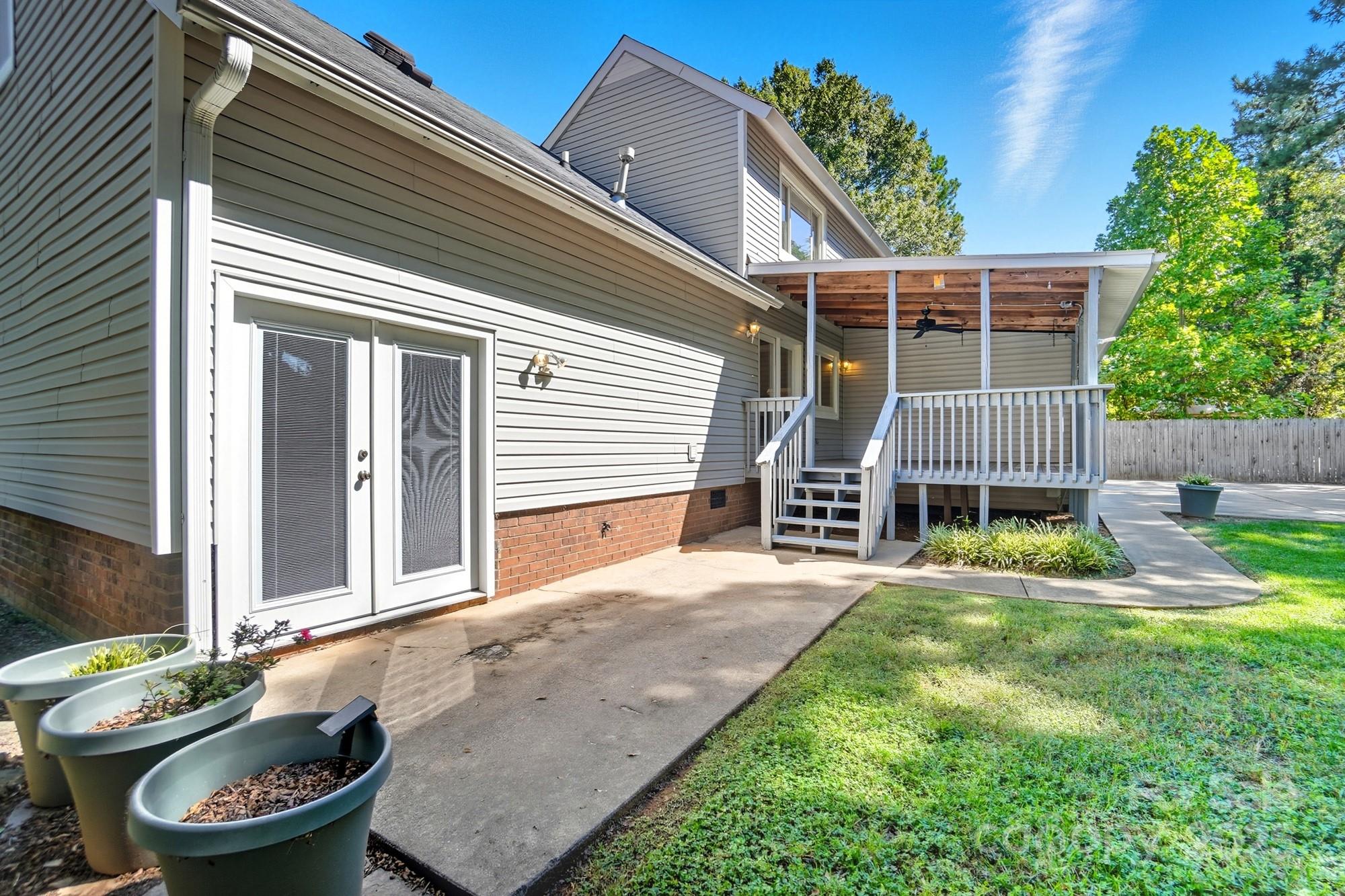 1136 Cameo Court