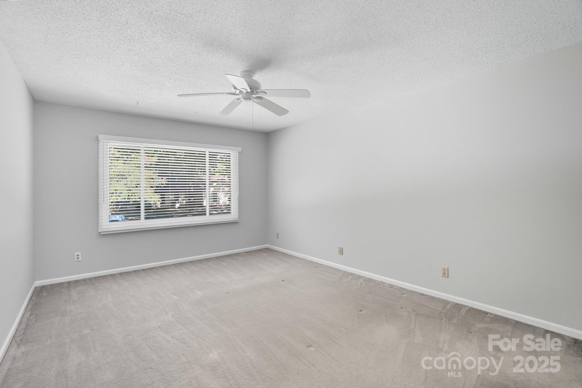 1136 Cameo Court