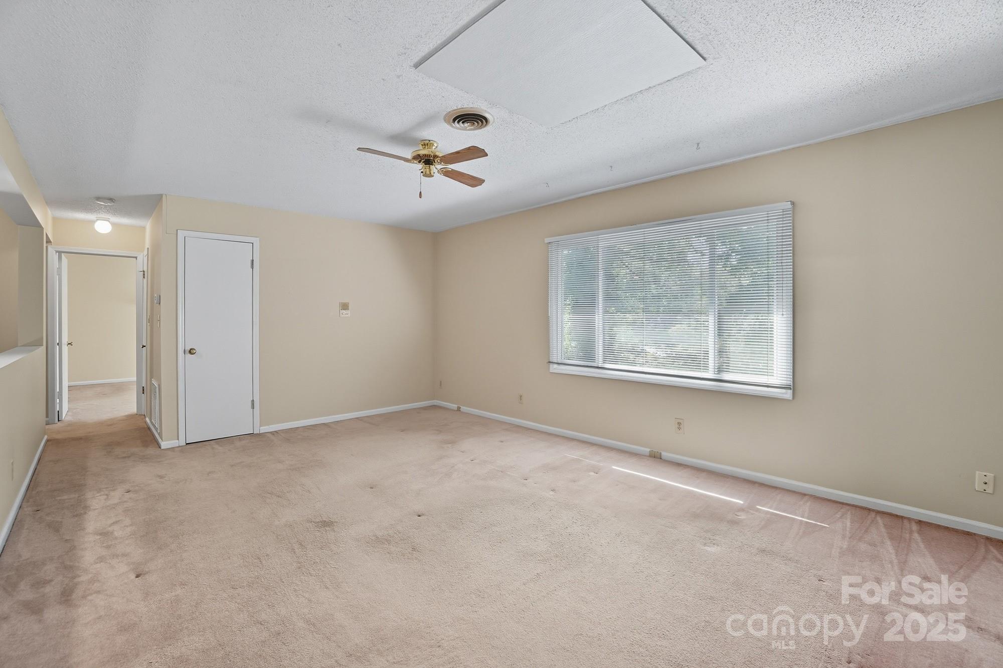 1136 Cameo Court