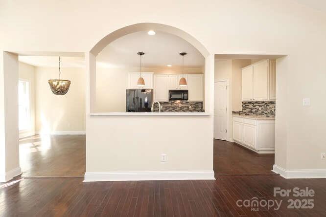 2587 Penngate Drive