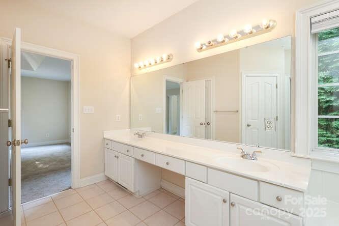 2587 Penngate Drive