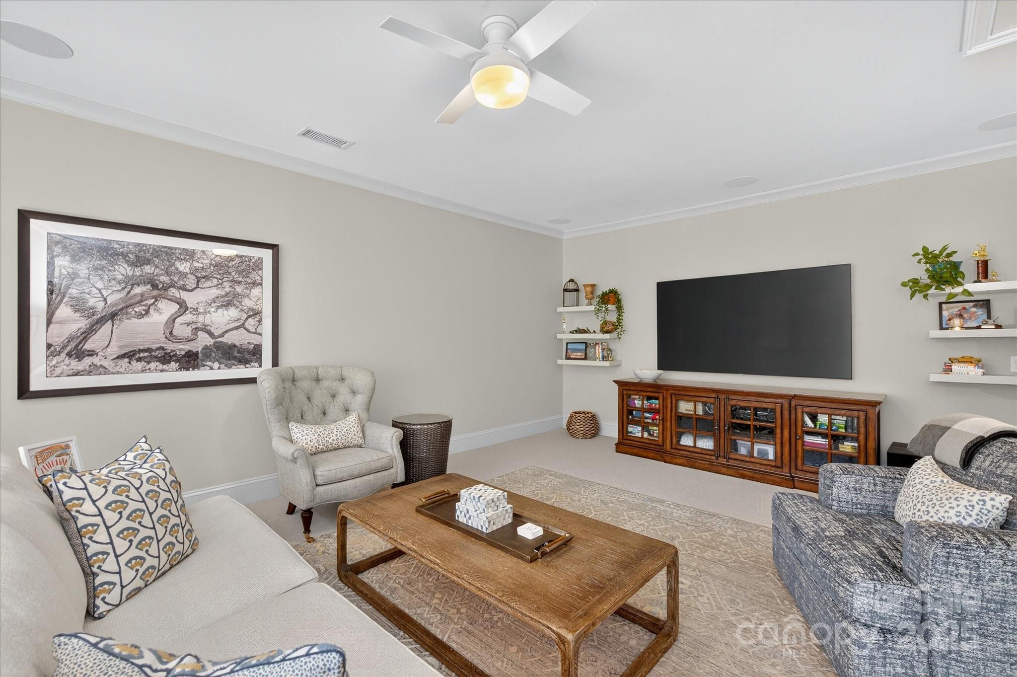 6016 Knight Crest Court