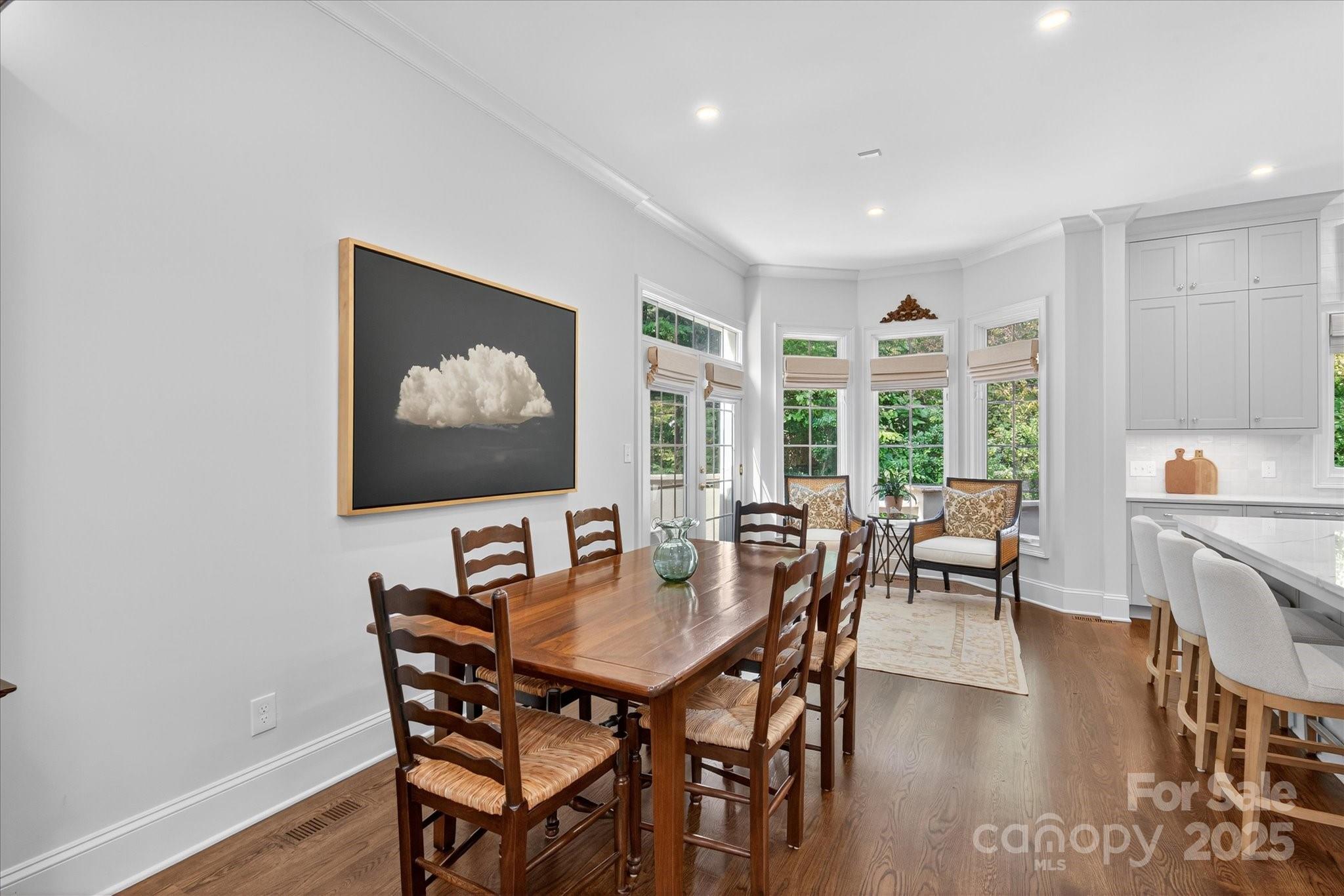6016 Knight Crest Court