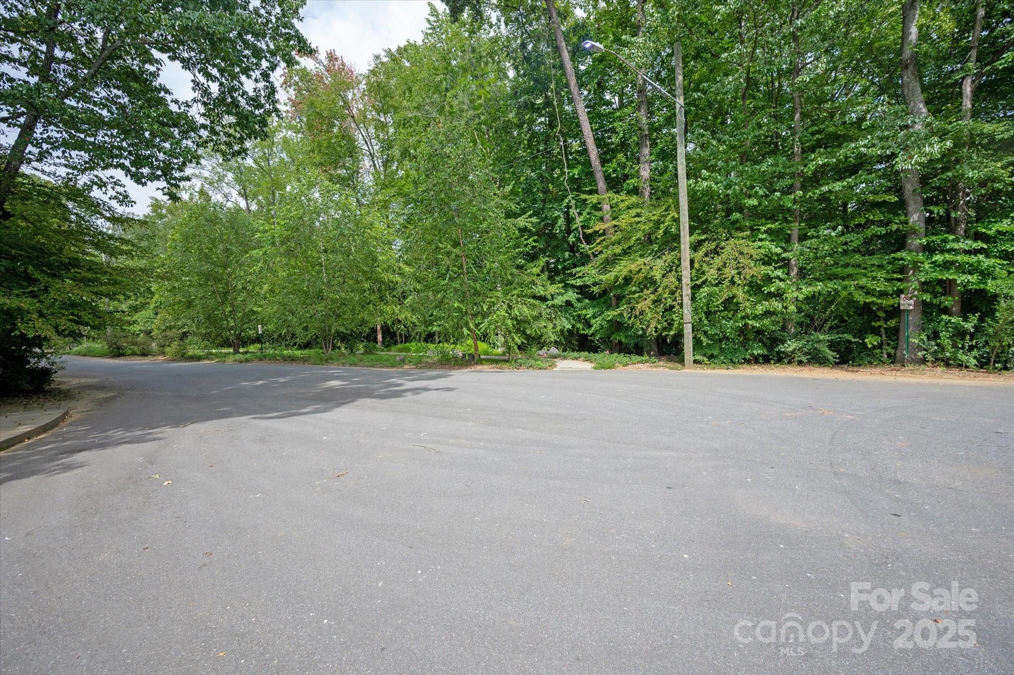 6016 Knight Crest Court