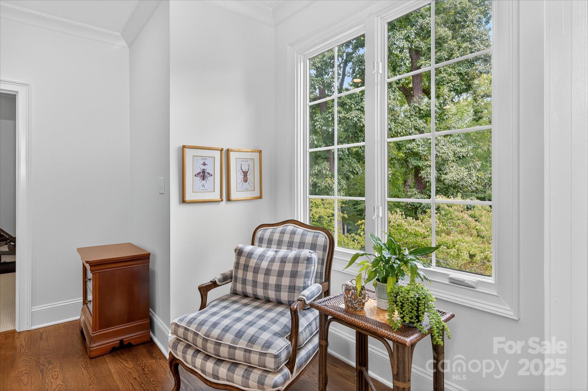 6016 Knight Crest Court