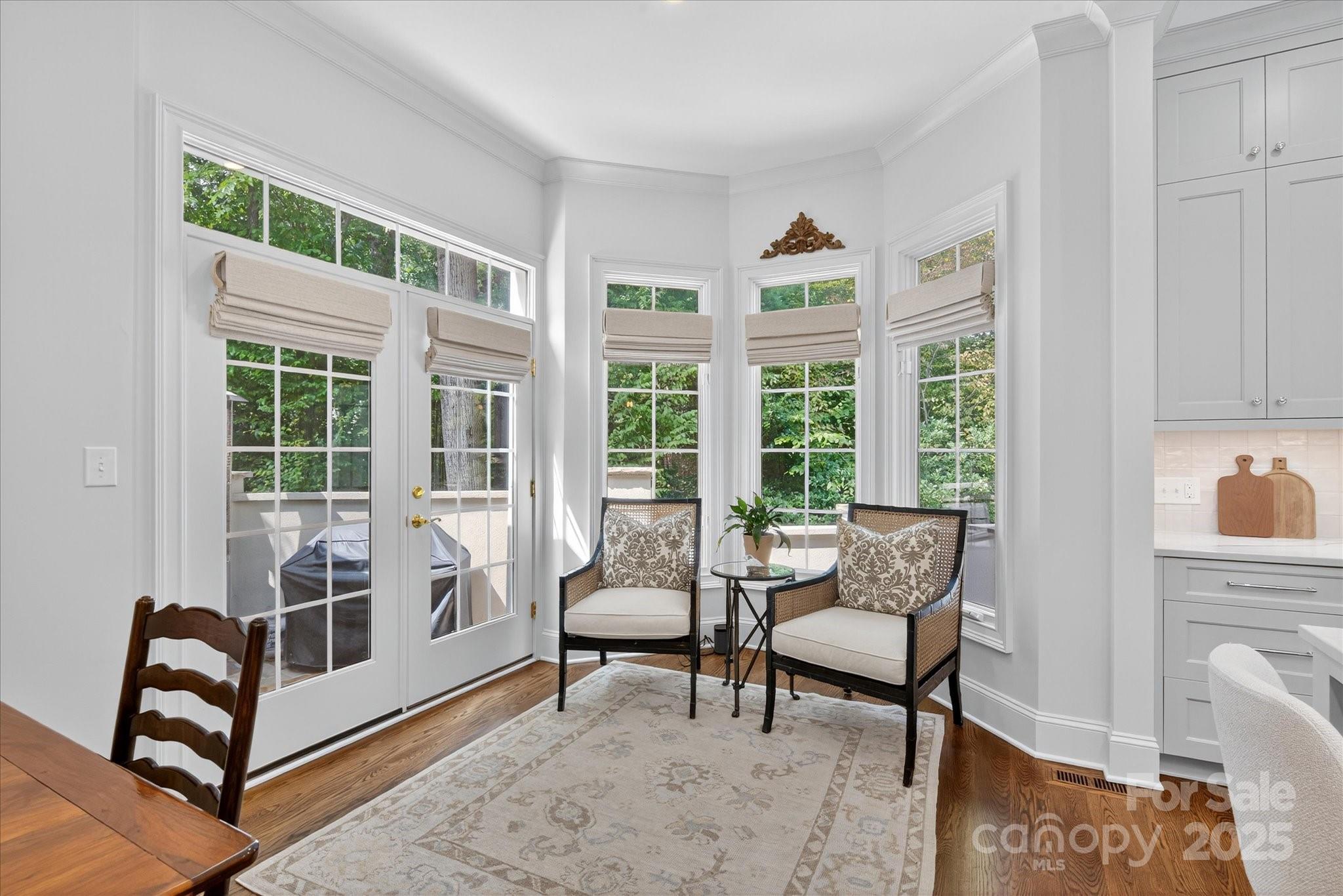 6016 Knight Crest Court