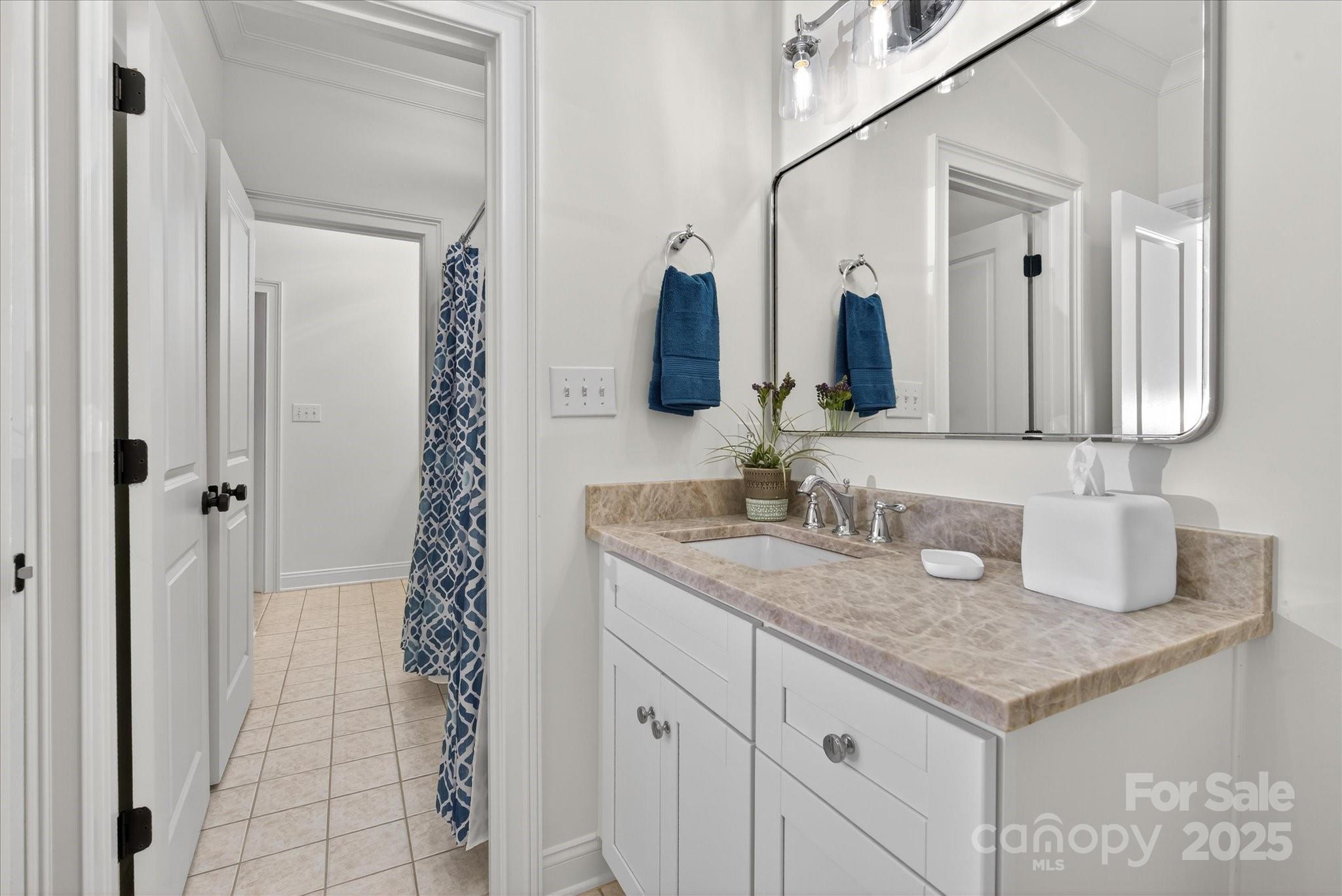6016 Knight Crest Court