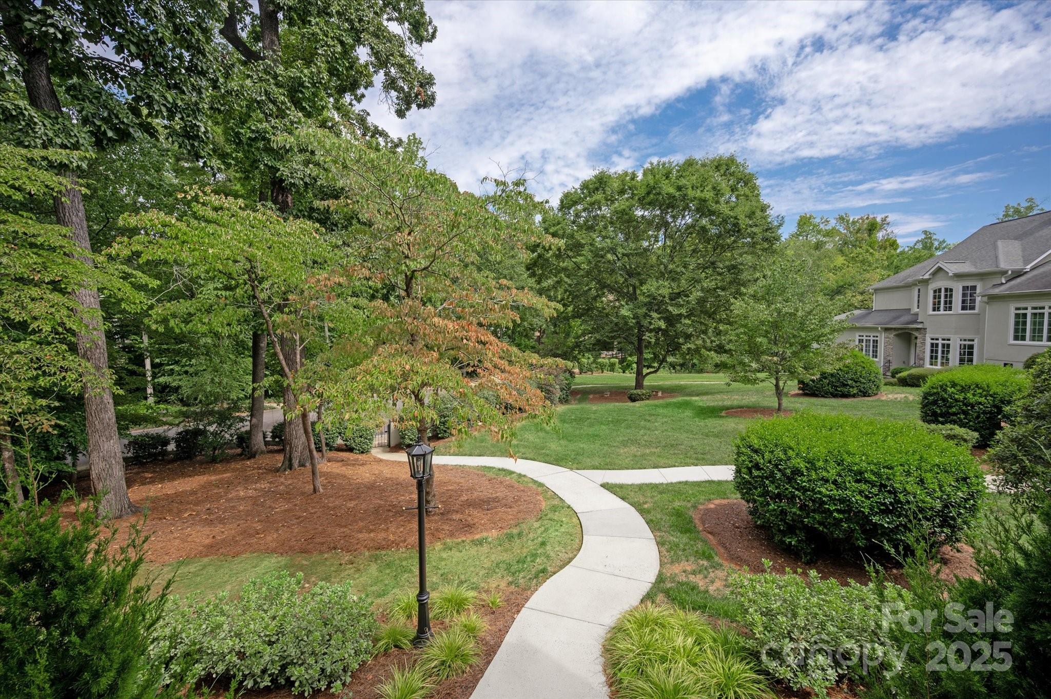6016 Knight Crest Court