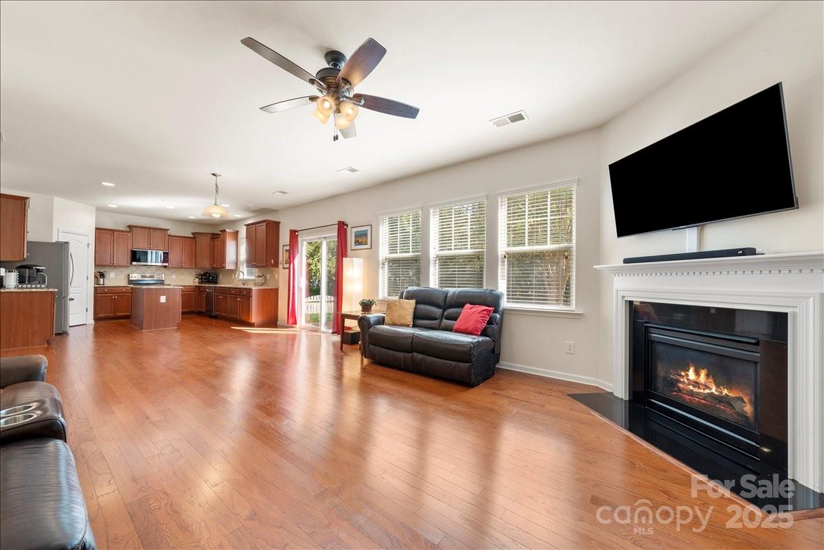 13623 Sunrise View Drive
