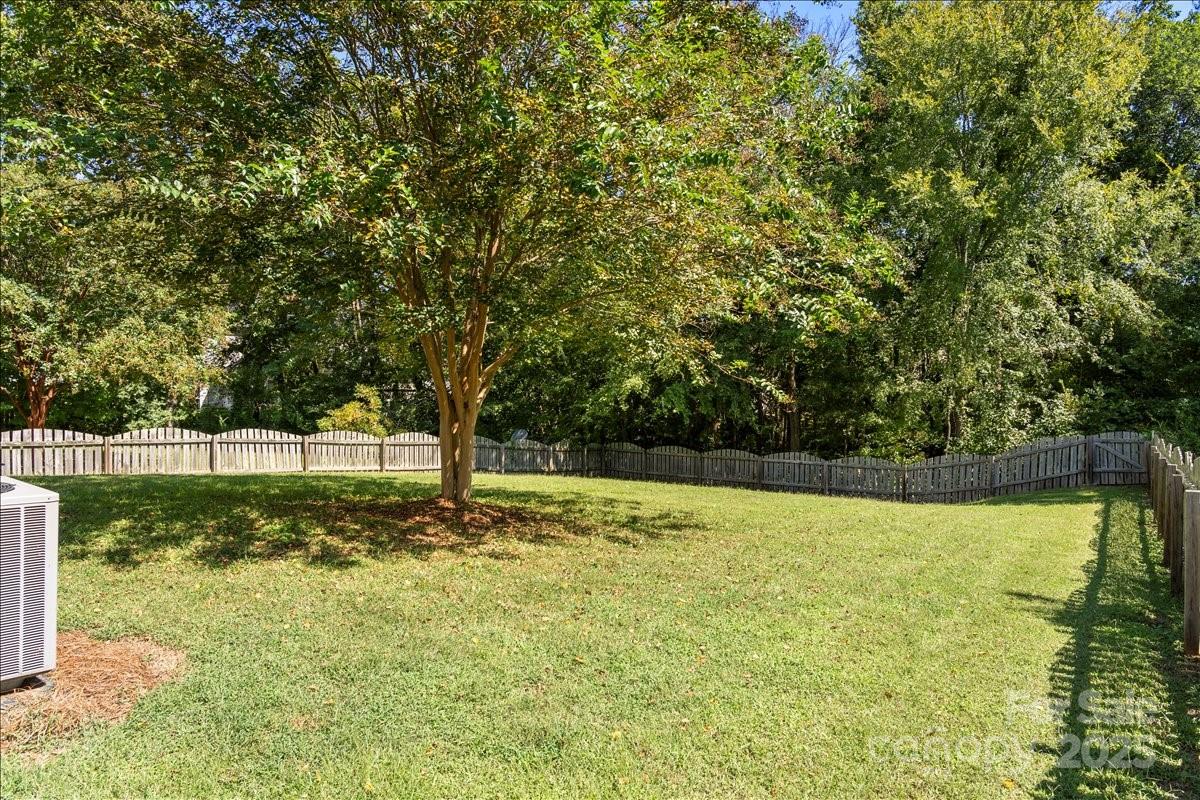 13623 Sunrise View Drive