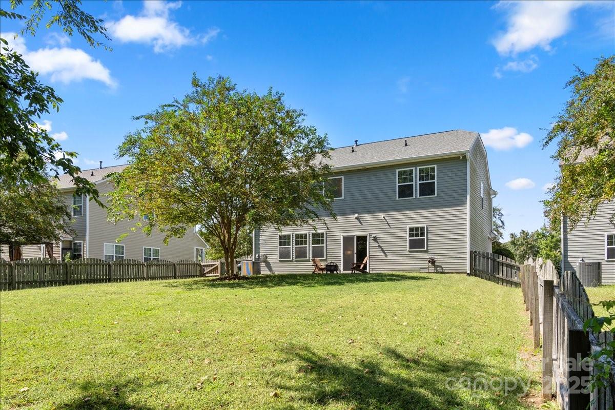 13623 Sunrise View Drive