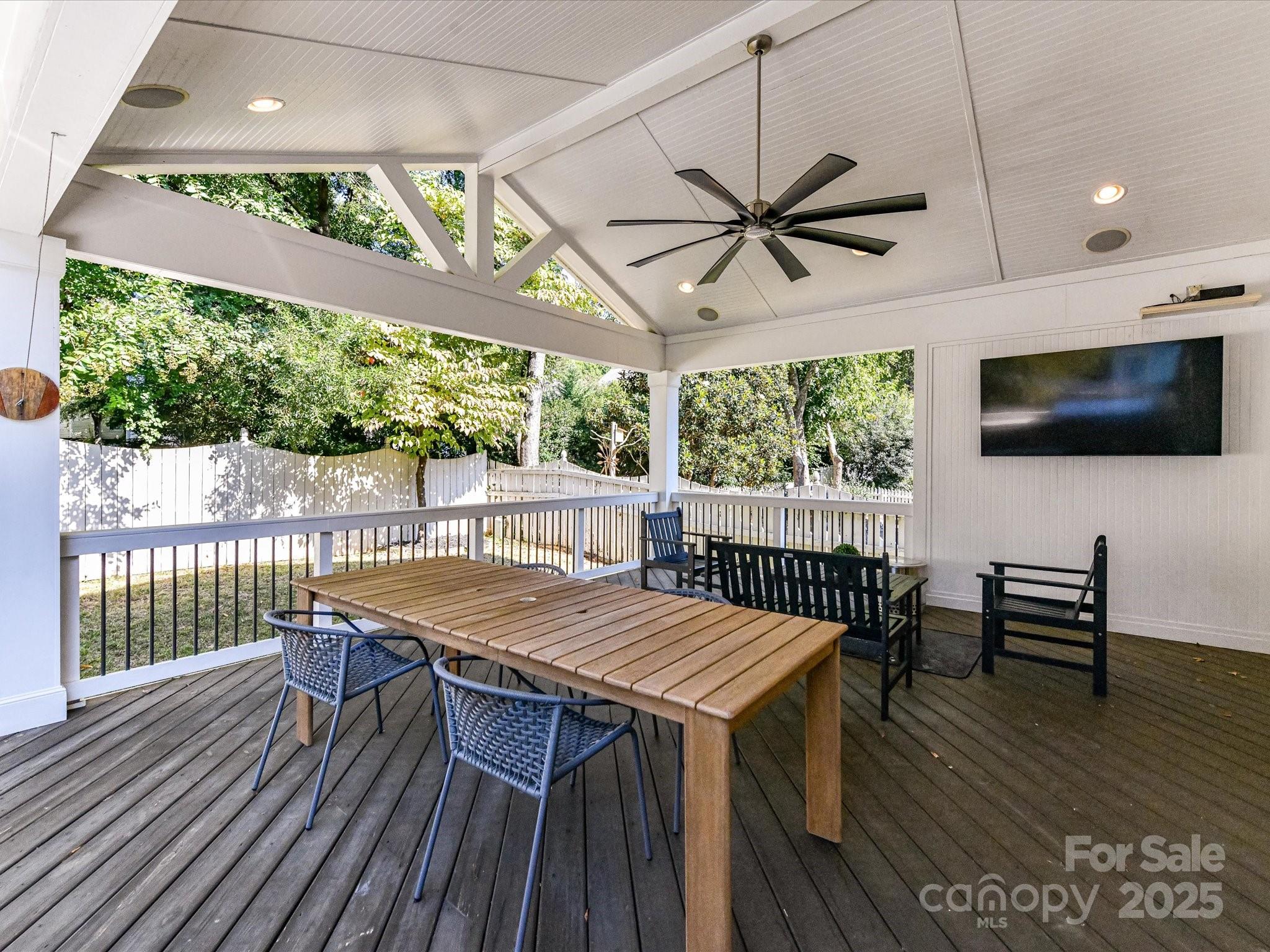 3813 Selwyn Farms Lane