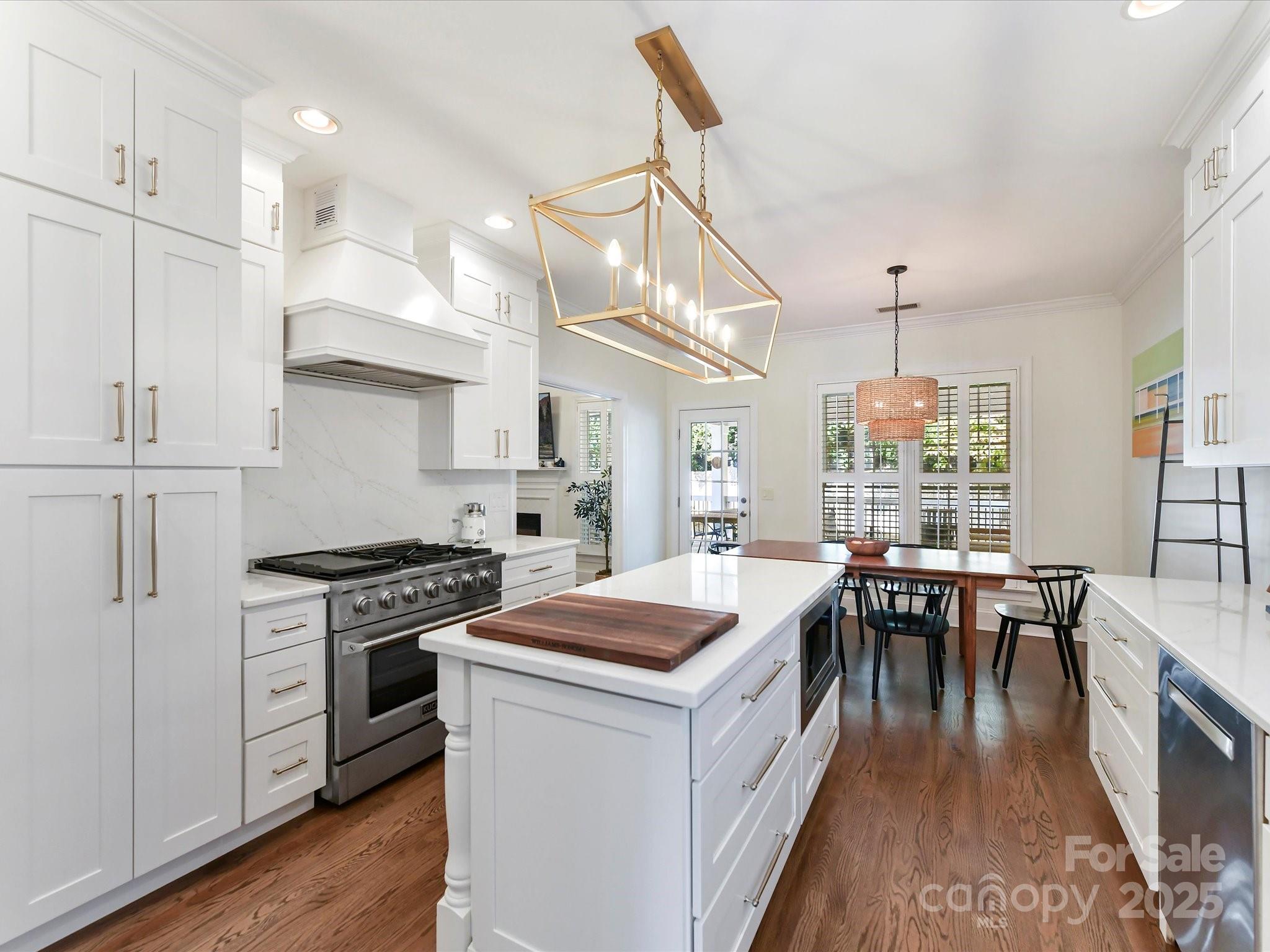 3813 Selwyn Farms Lane