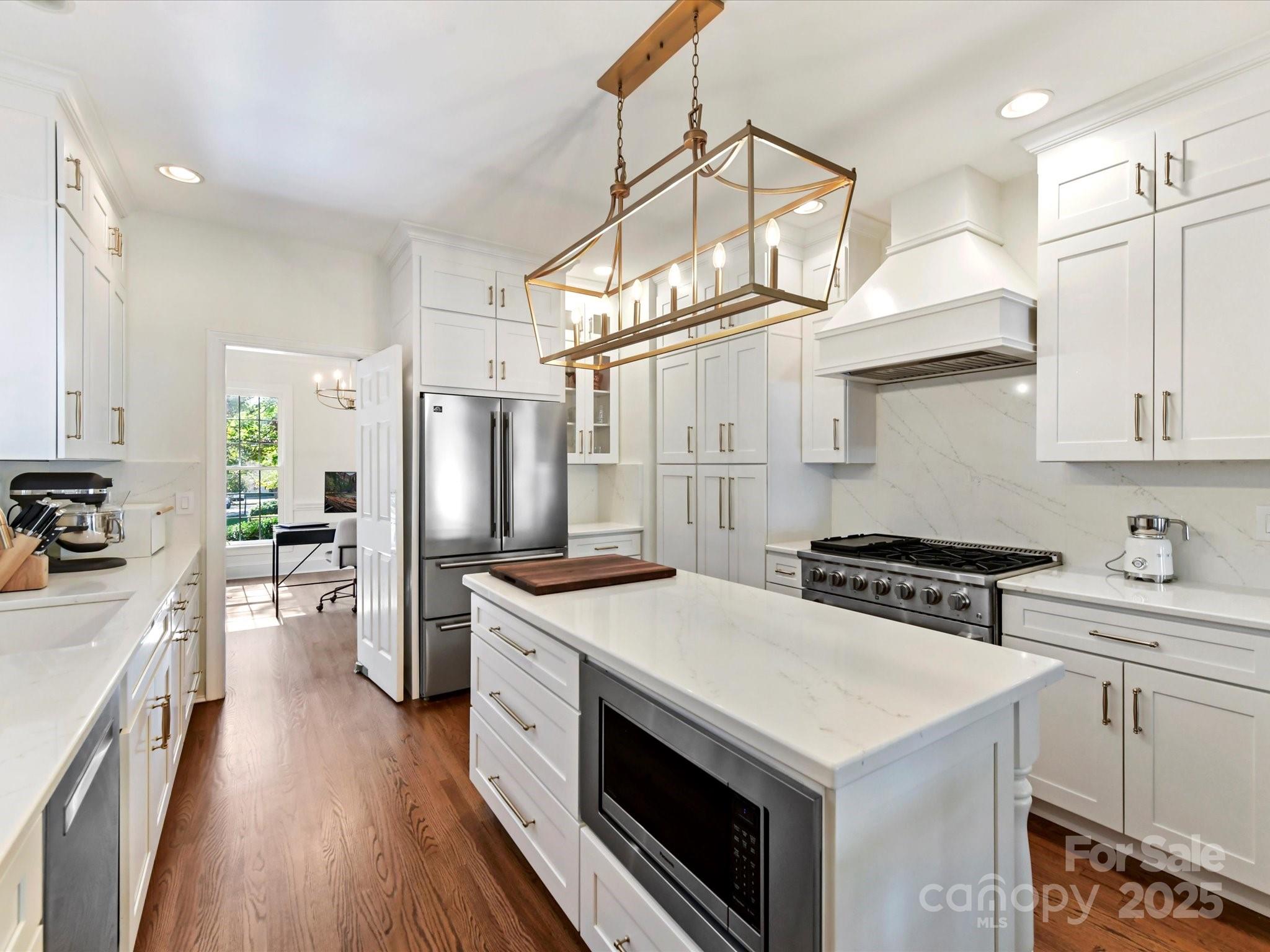 3813 Selwyn Farms Lane