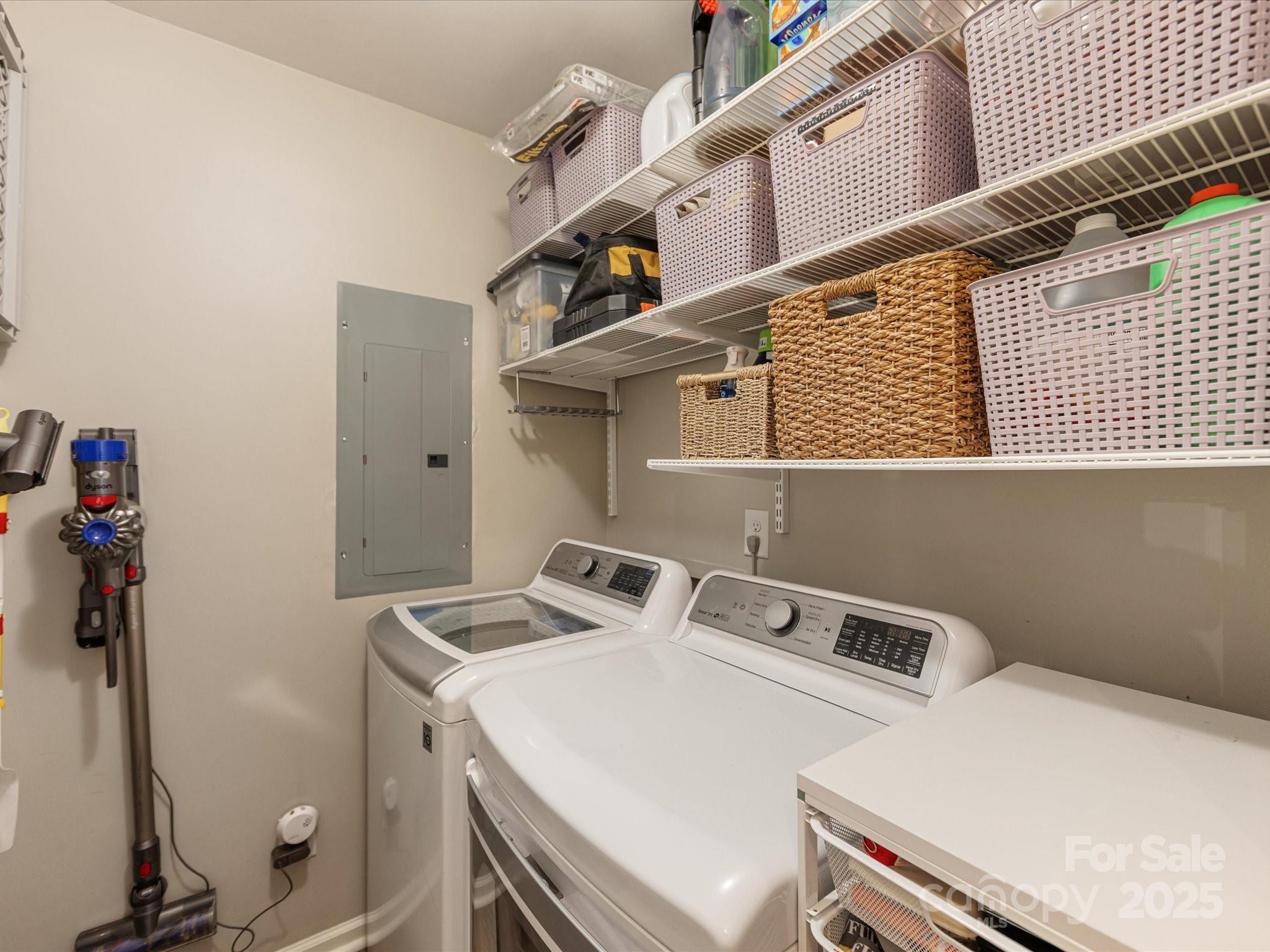 2715 Selwyn Avenue Unit: 31