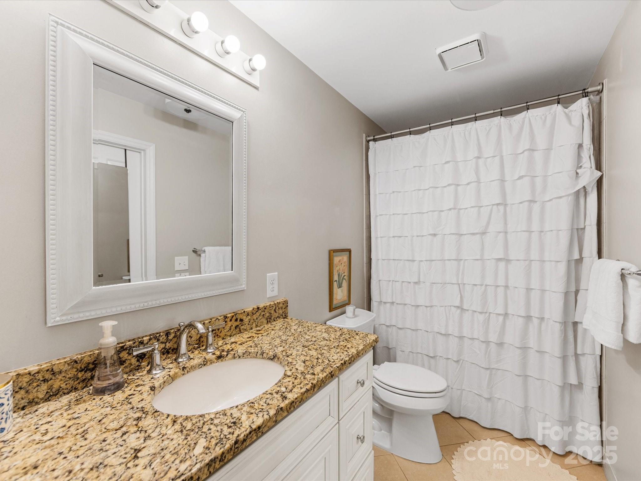 2715 Selwyn Avenue Unit: 31