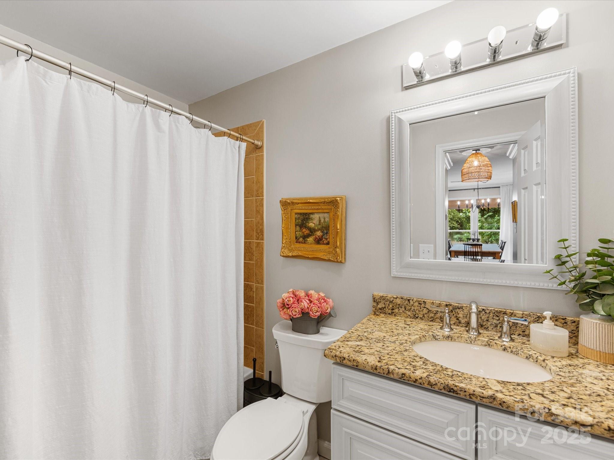 2715 Selwyn Avenue Unit: 31