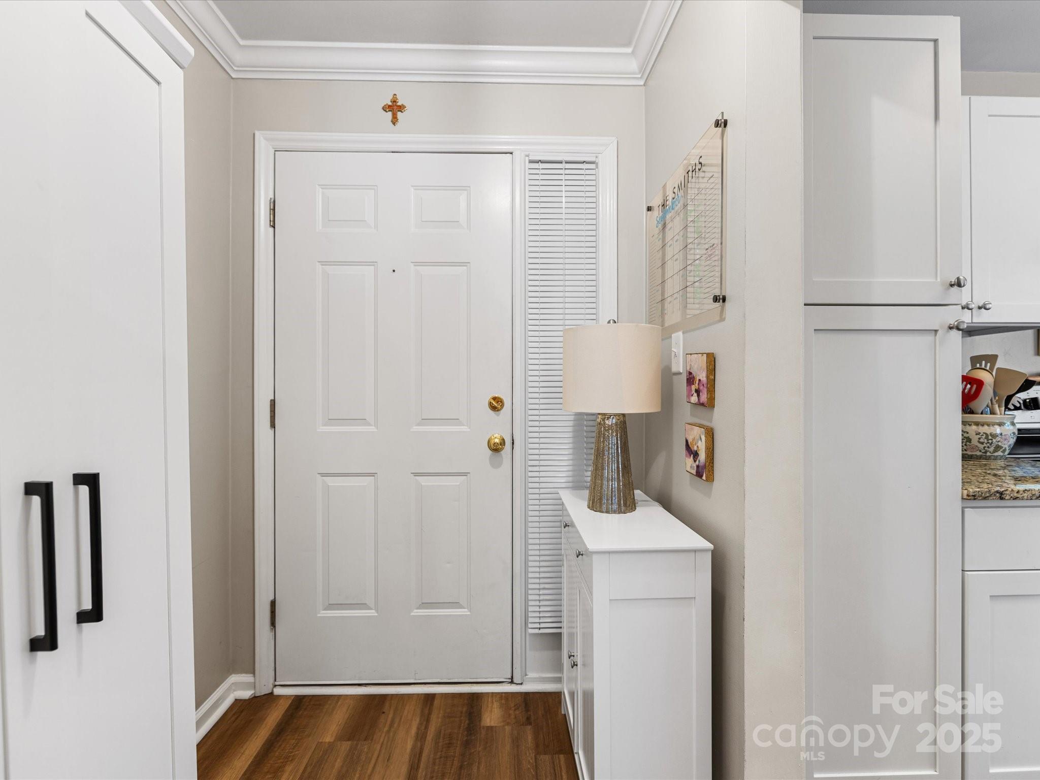 2715 Selwyn Avenue Unit: 31