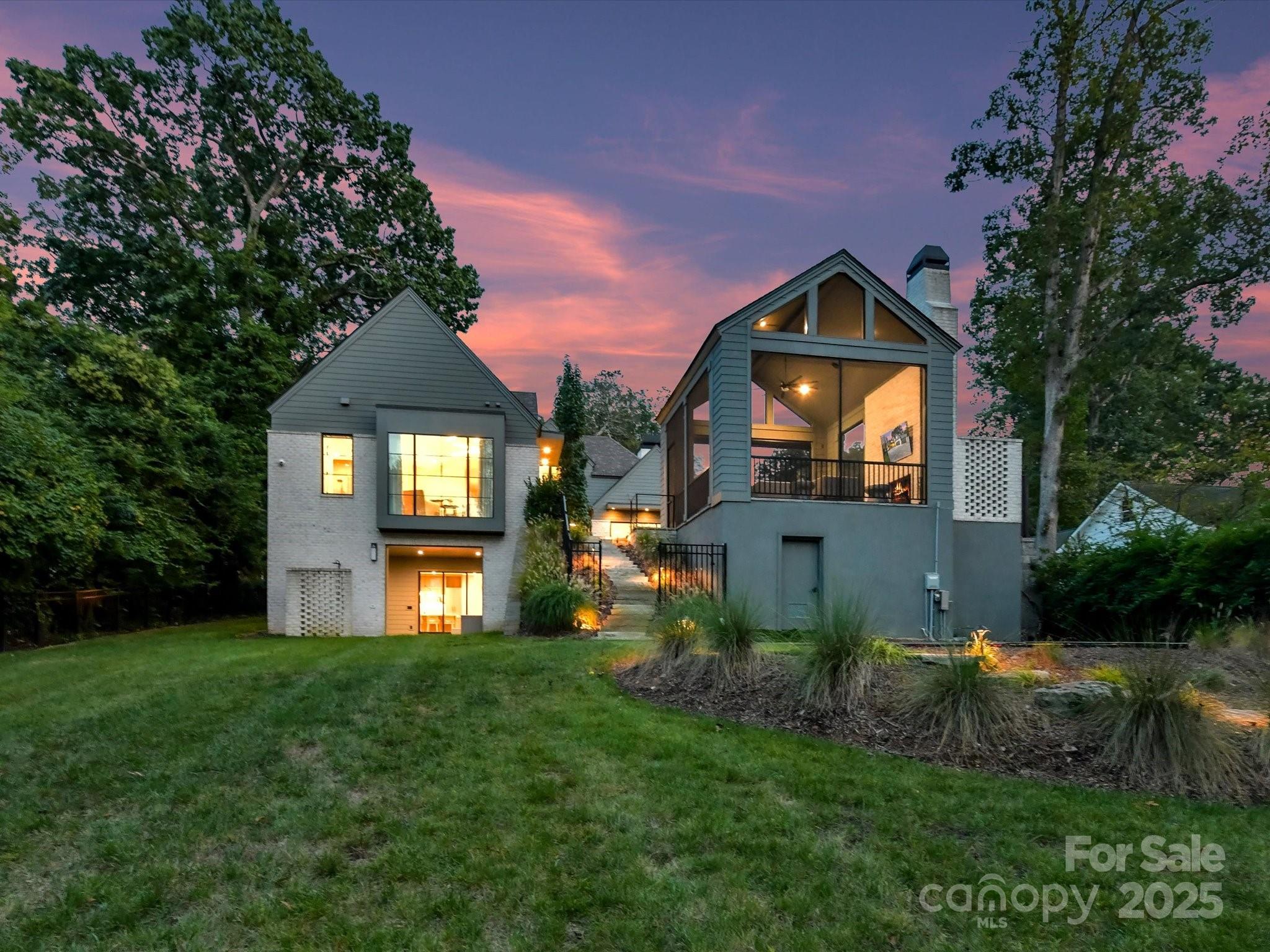 1840 Sharon Ln