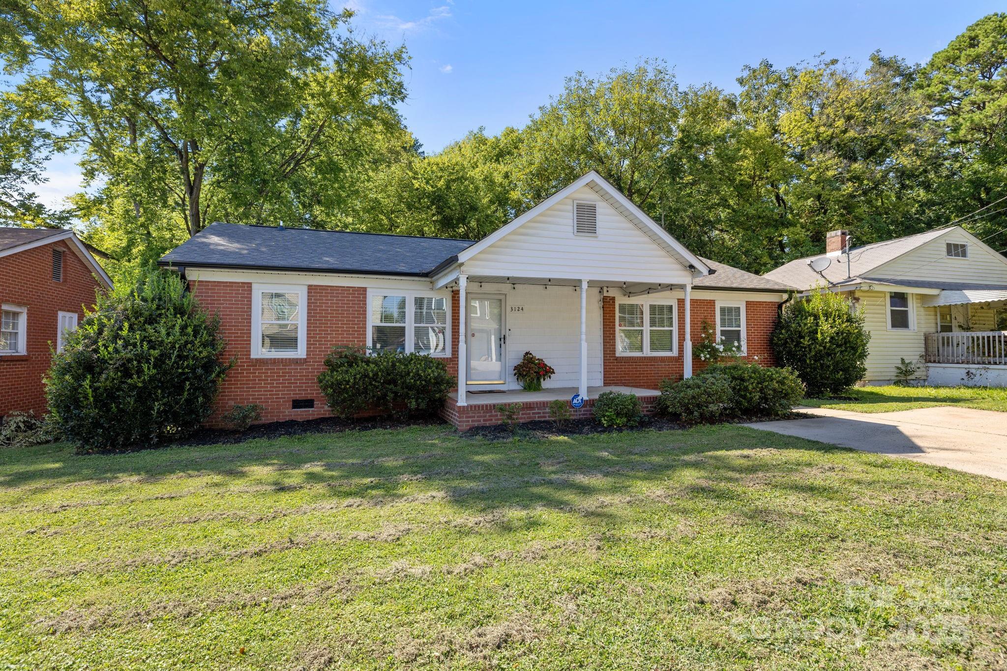 3124 Reid Avenue