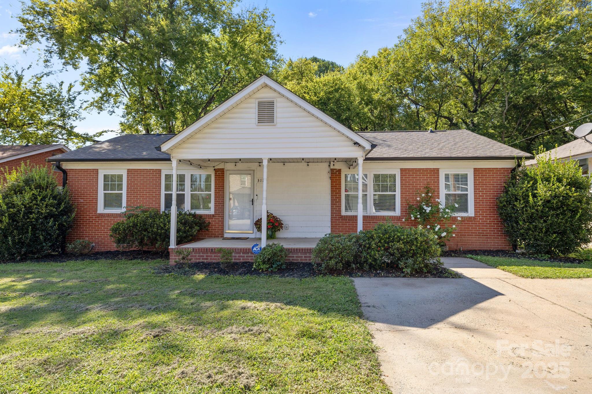 3124 Reid Avenue